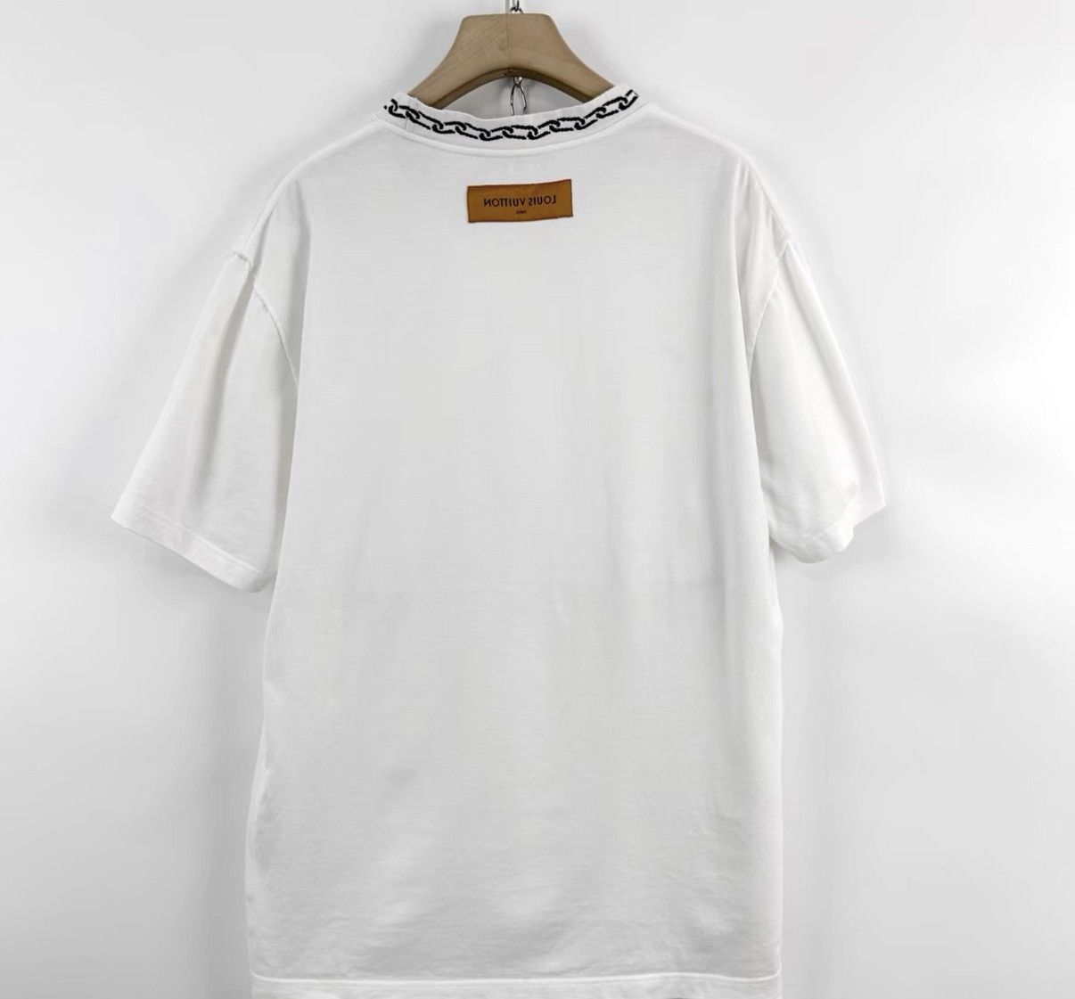 Louis Vuitton Louis Vuitton Jacquard Chain Ribbed Neck Short Sleeve K12 Size US XXL / EU 58 / 5 - 2 Thumbnail