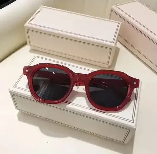 Other Sunglasses Retro Size ONE SIZE - 1 Thumbnail