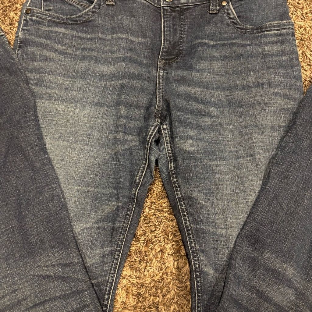 Wrangler Women’s Wrangler QBaby Jeans Size 31" - 3 Thumbnail