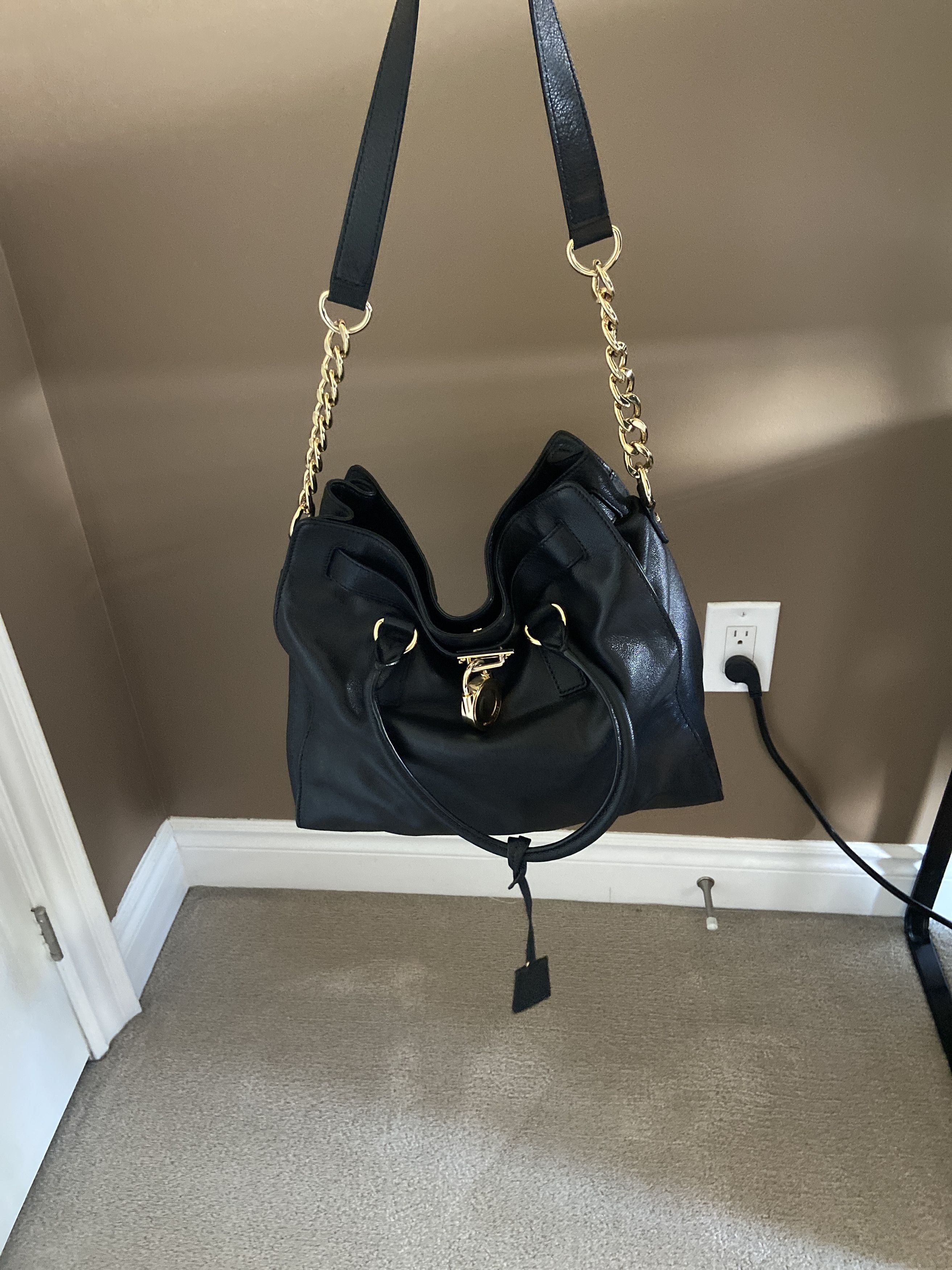Michael Kors Black Michael Kors Hamilton Purse Size ONE SIZE - 1 Thumbnail