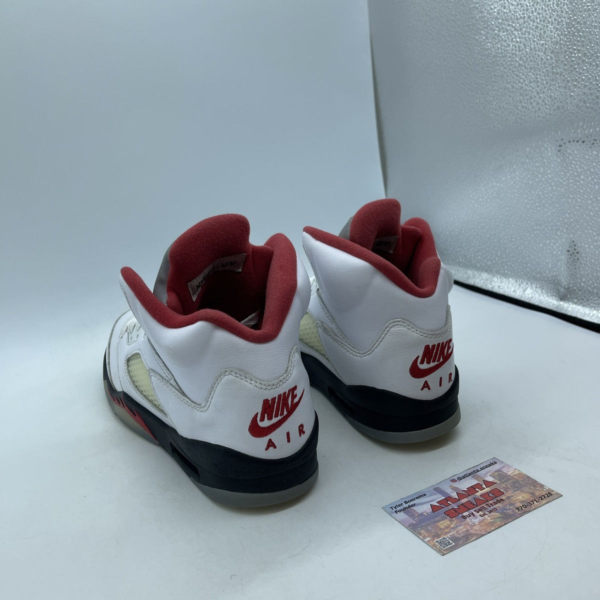 Jordan Brand Air Jordan 5 fire red Size US 6 / EU 39 - 4 Thumbnail