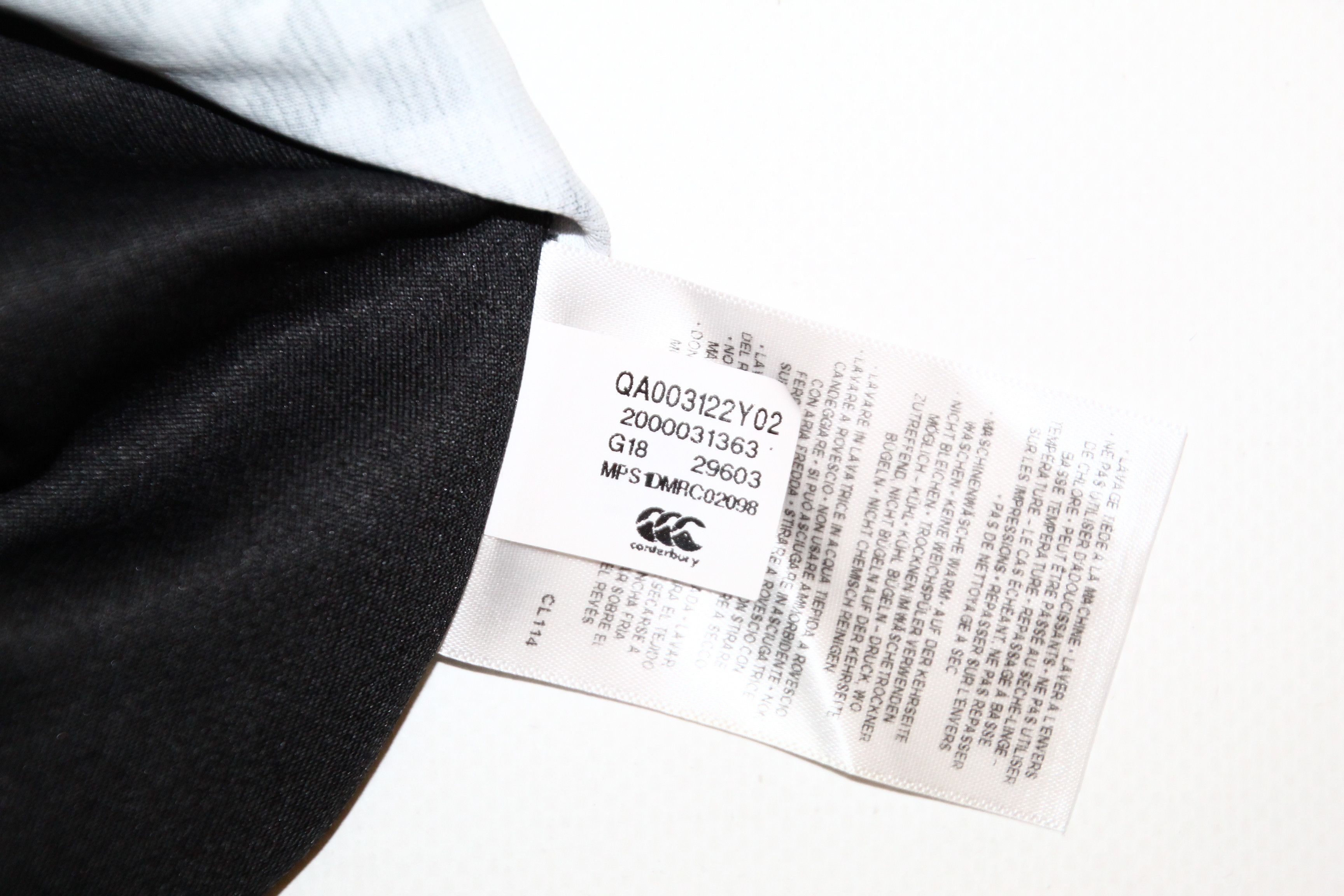 Canterbury of New Zealand Canterbury Of New Zealand England Rugby Union VAPODRI Jersey Size US S / EU 44-46 / 1 - 9 Thumbnail