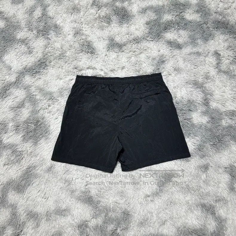 Stone Island Stone Island size XL Square metal nylon shorts black XL si Size US 28 / EU 44 - 2 Thumbnail