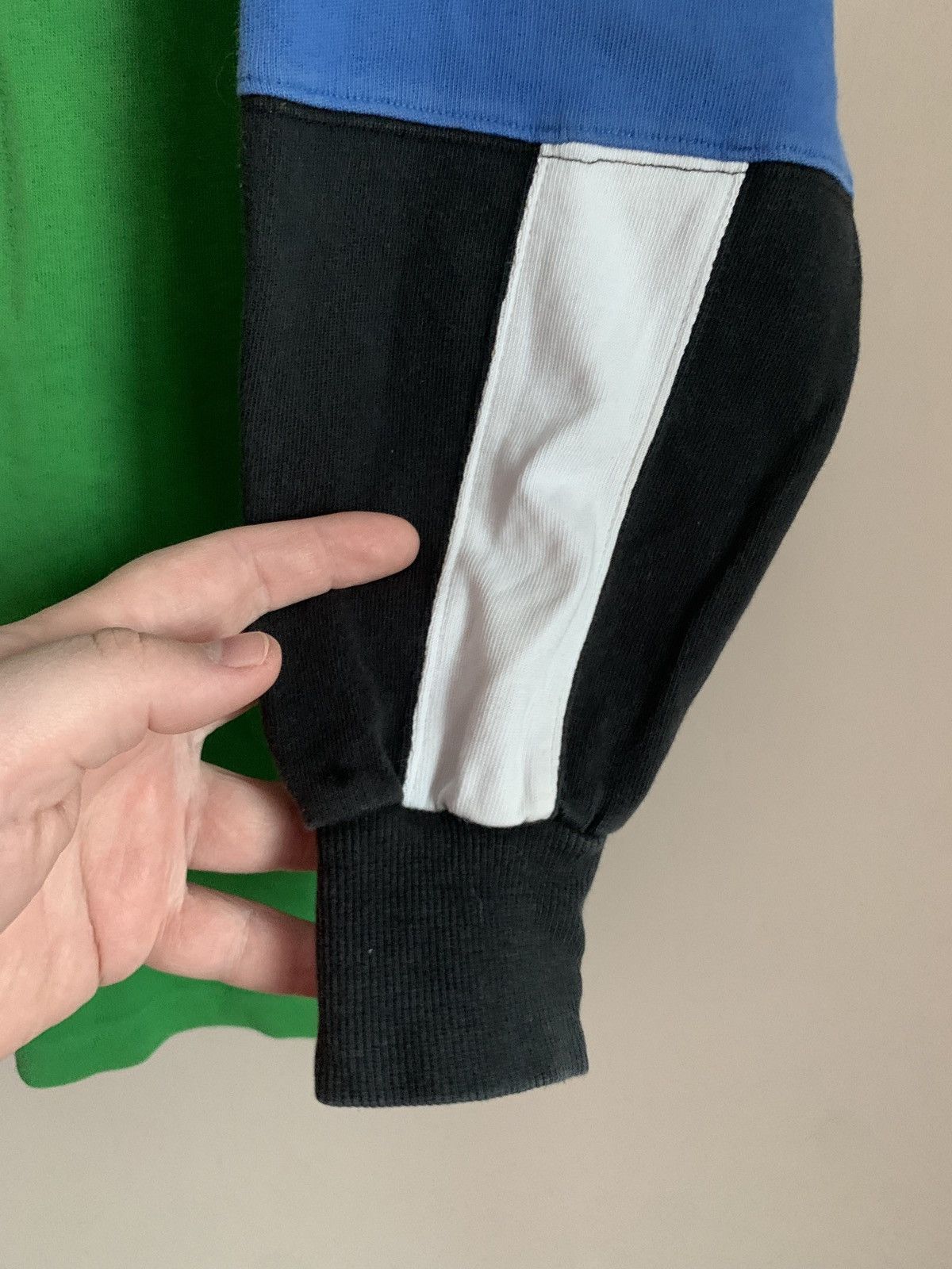 Canterbury of New Zealand Vintage Canterbury World Rugby Long Sleeve Shirt Retro Sz M Size US M / EU 48-50 / 2 - 6 Thumbnail