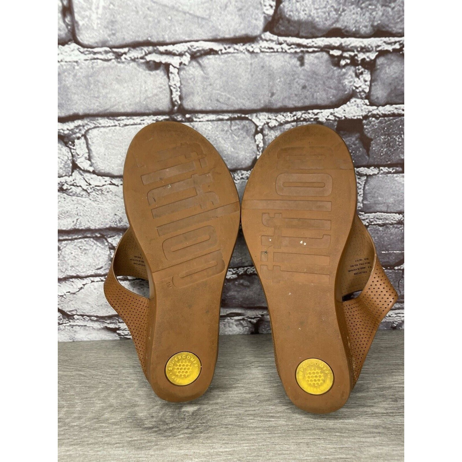 Other FITFLOP V35-592 Brown Leather Flip Flops Wedge Sandals Wome Size US 8 / IT 38 - 8 Thumbnail