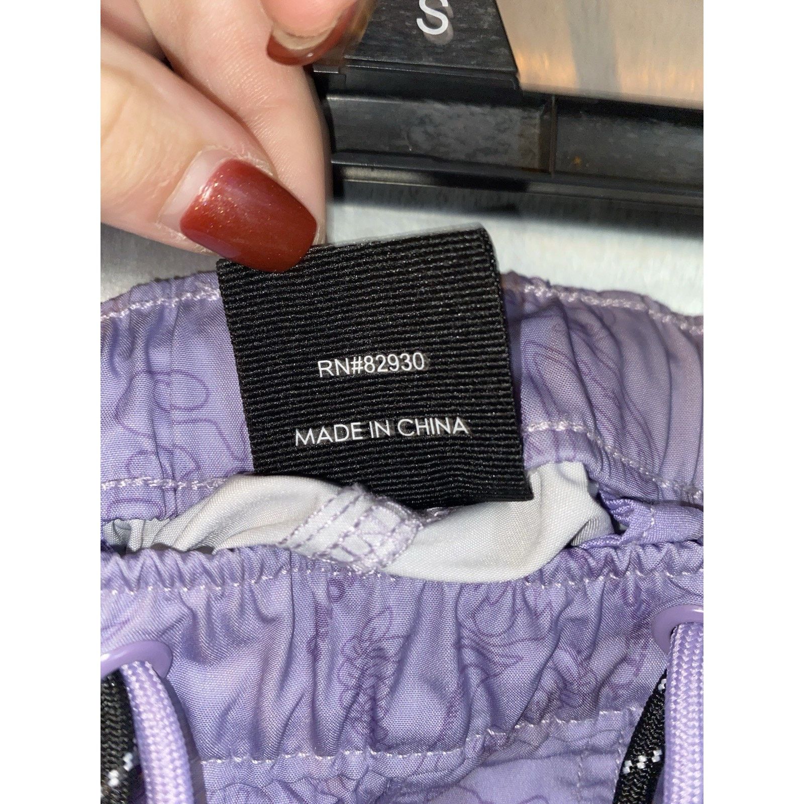 Other Smoke Rise Graphic Print Cargo Shorts Lavender Size US 36 / EU 52 - 4 Thumbnail