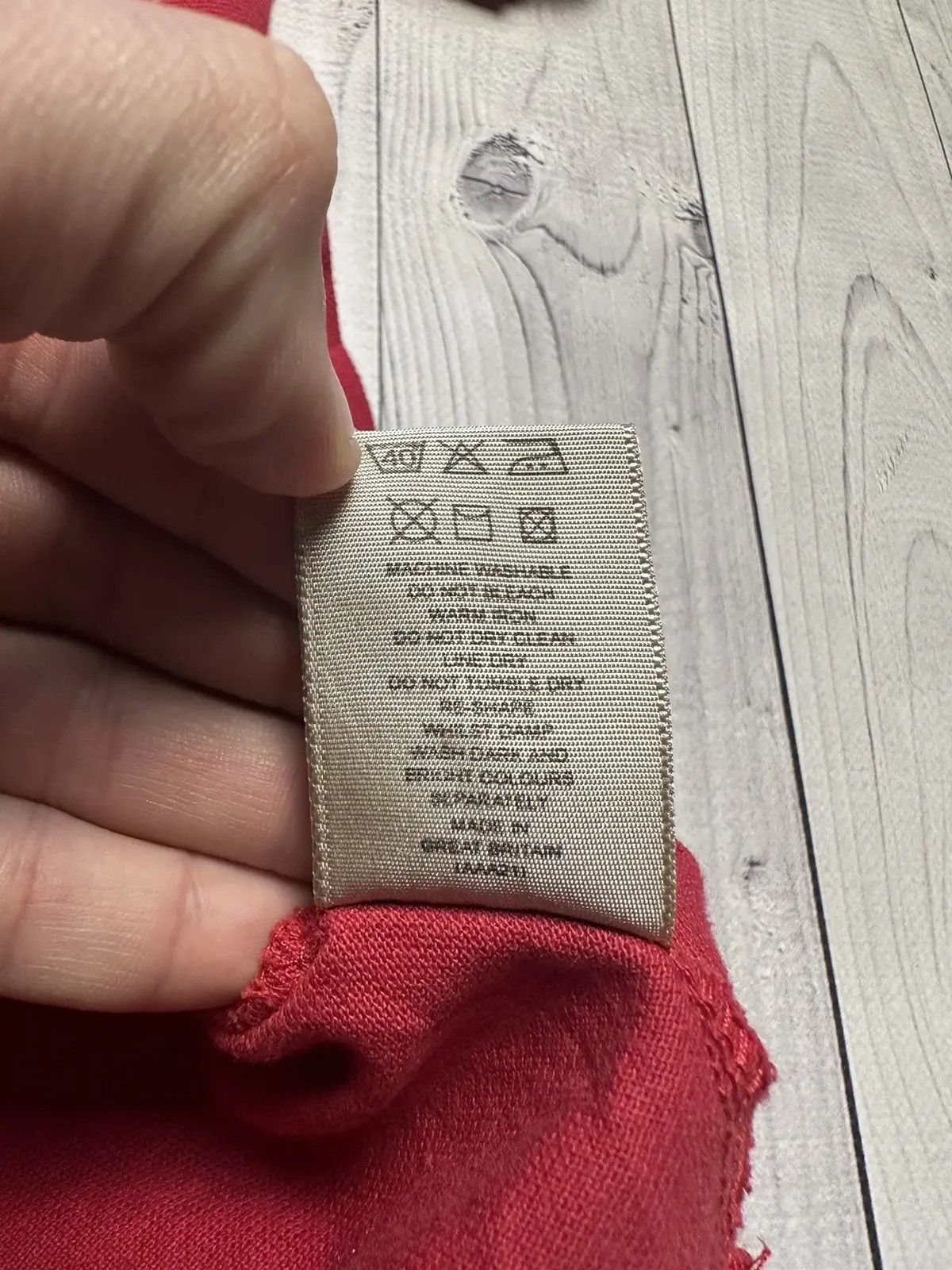 Burberry Vintage Burberry polo plaid logo red size L/XL Size US XL / EU 56 / 4 - 9 Thumbnail