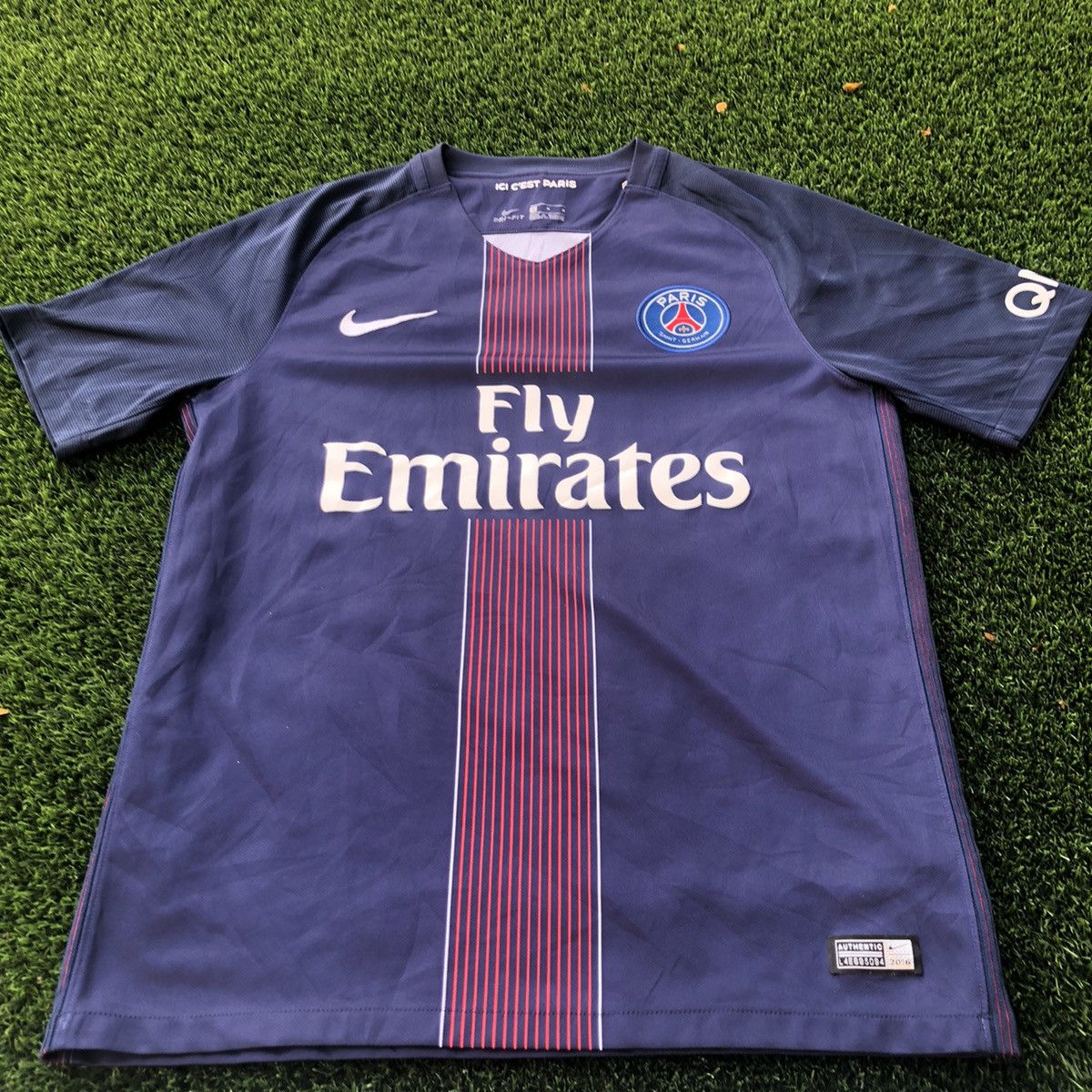 Nike × Vintage JERSEY HOME KIT PSG 2016 Size US M / EU 48-50 / 2 - 1 Thumbnail