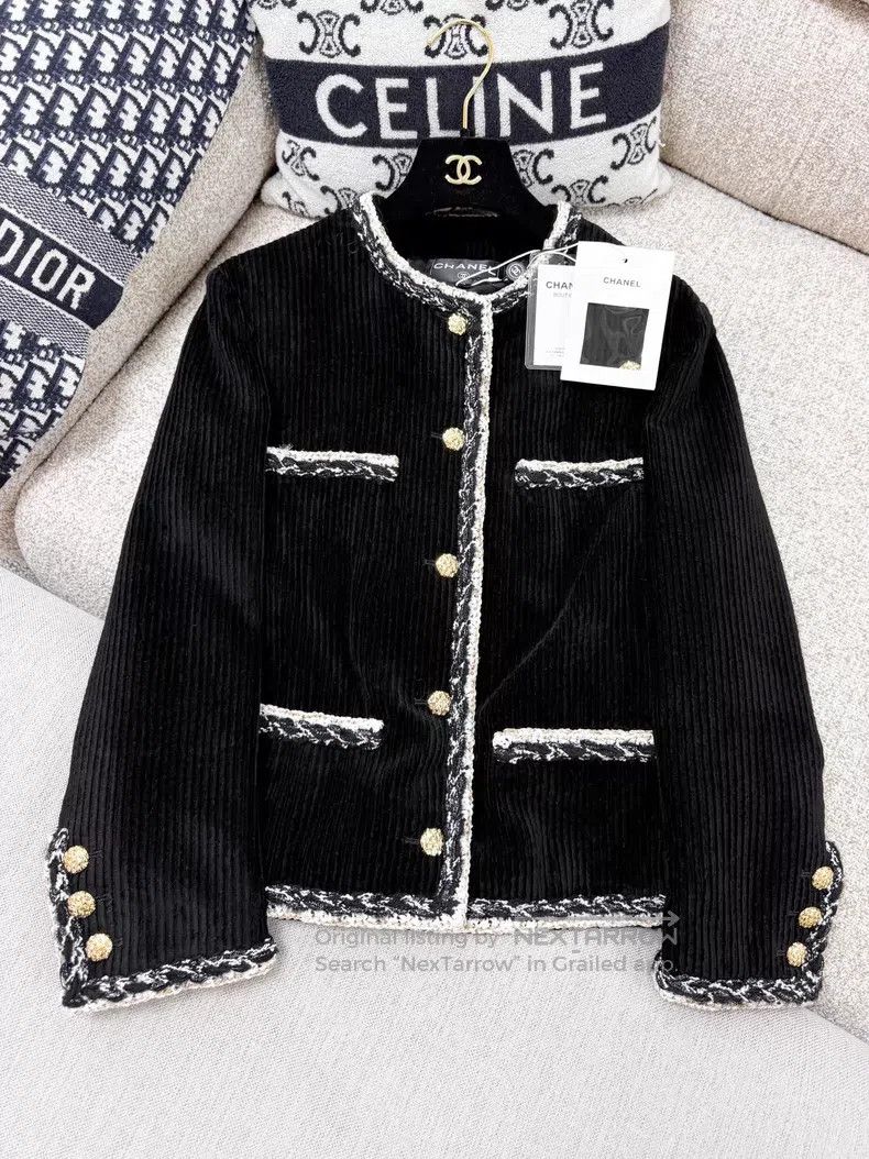 Chanel Chanel Corduroy four-pocket round-neck jacket Size S / US 4 / IT 40 - 4 Thumbnail