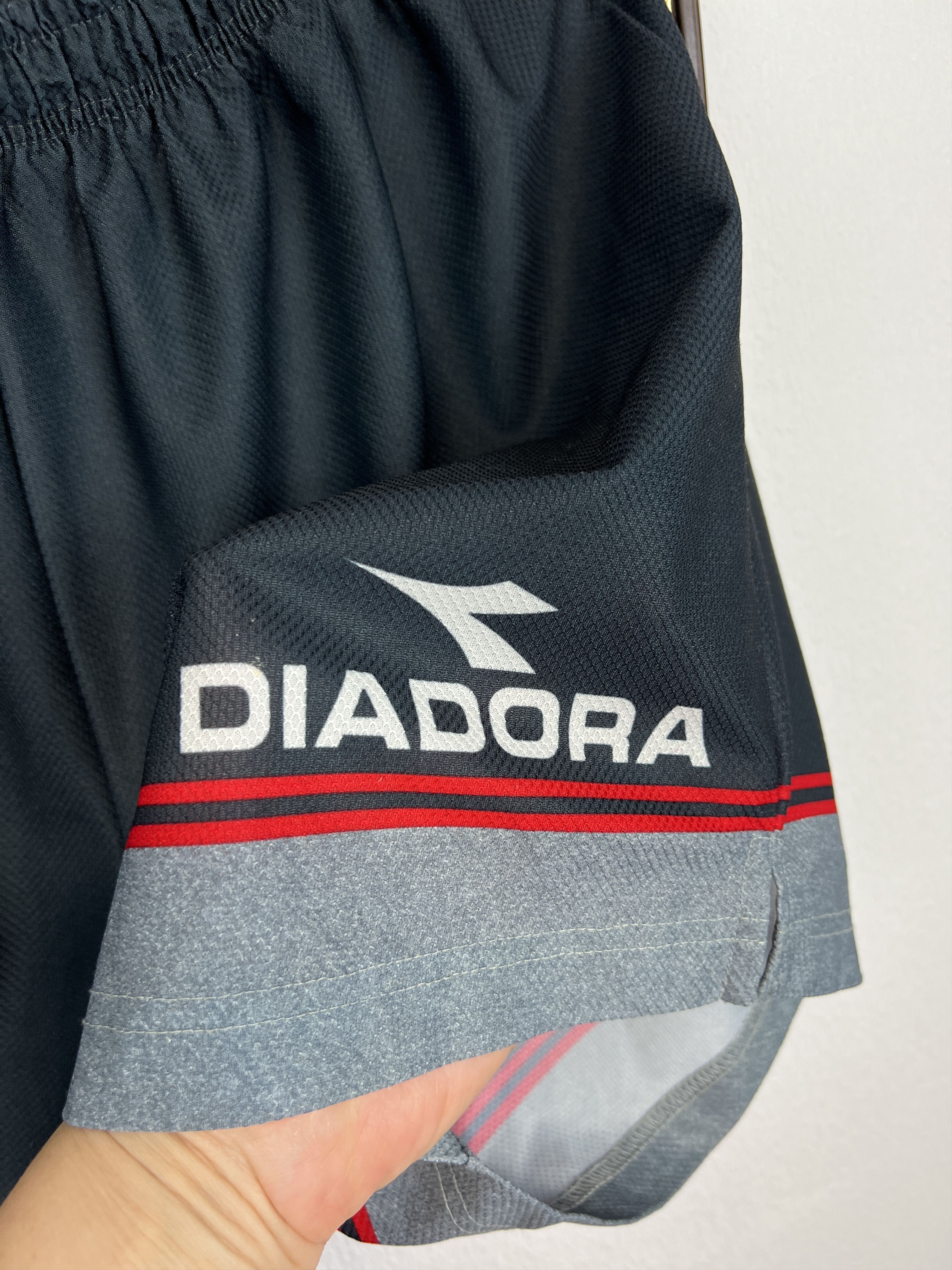 Diadora VIntage 90's Belgium Football Shorts Soccer Athletic Sport Size US 36 / EU 52 - 4 Thumbnail
