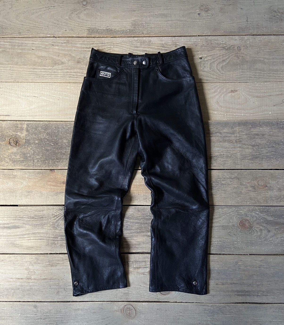 Akito leather trousers store