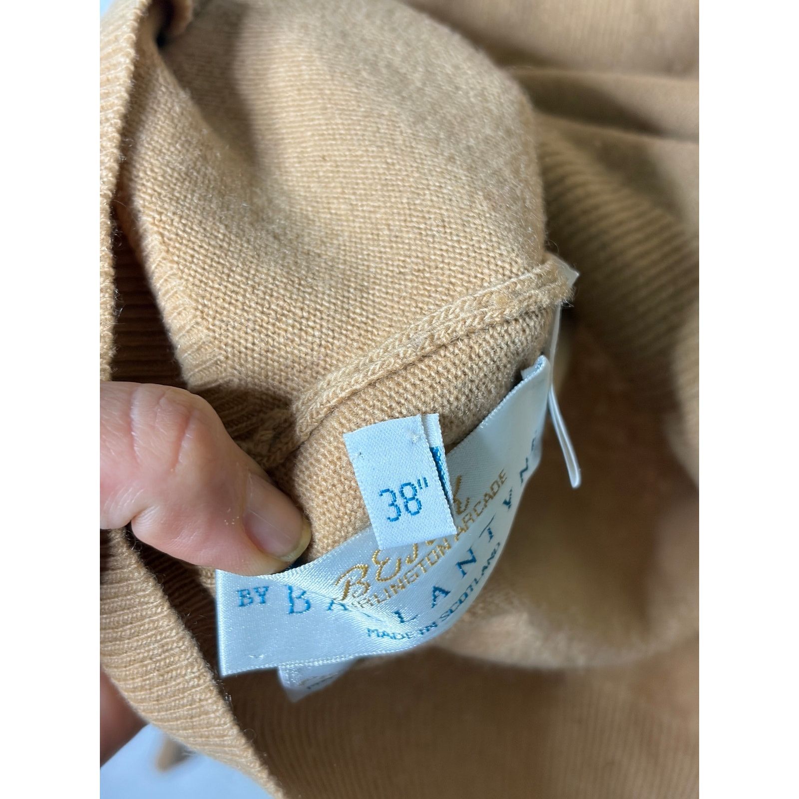 Ballantyne Berk by Ballantyne Tan Turtleneck 100% cashmere sz 38 US S Size S / US 4 / IT 40 - 4 Thumbnail