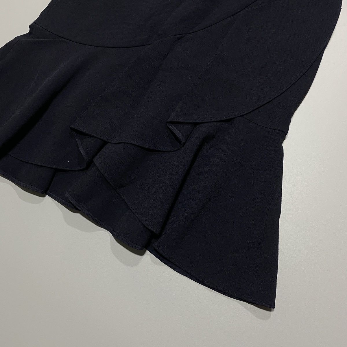 Alexander McQueen 2015 Midi Skirt Size 27" / US 4 / IT 40 - 3 Thumbnail