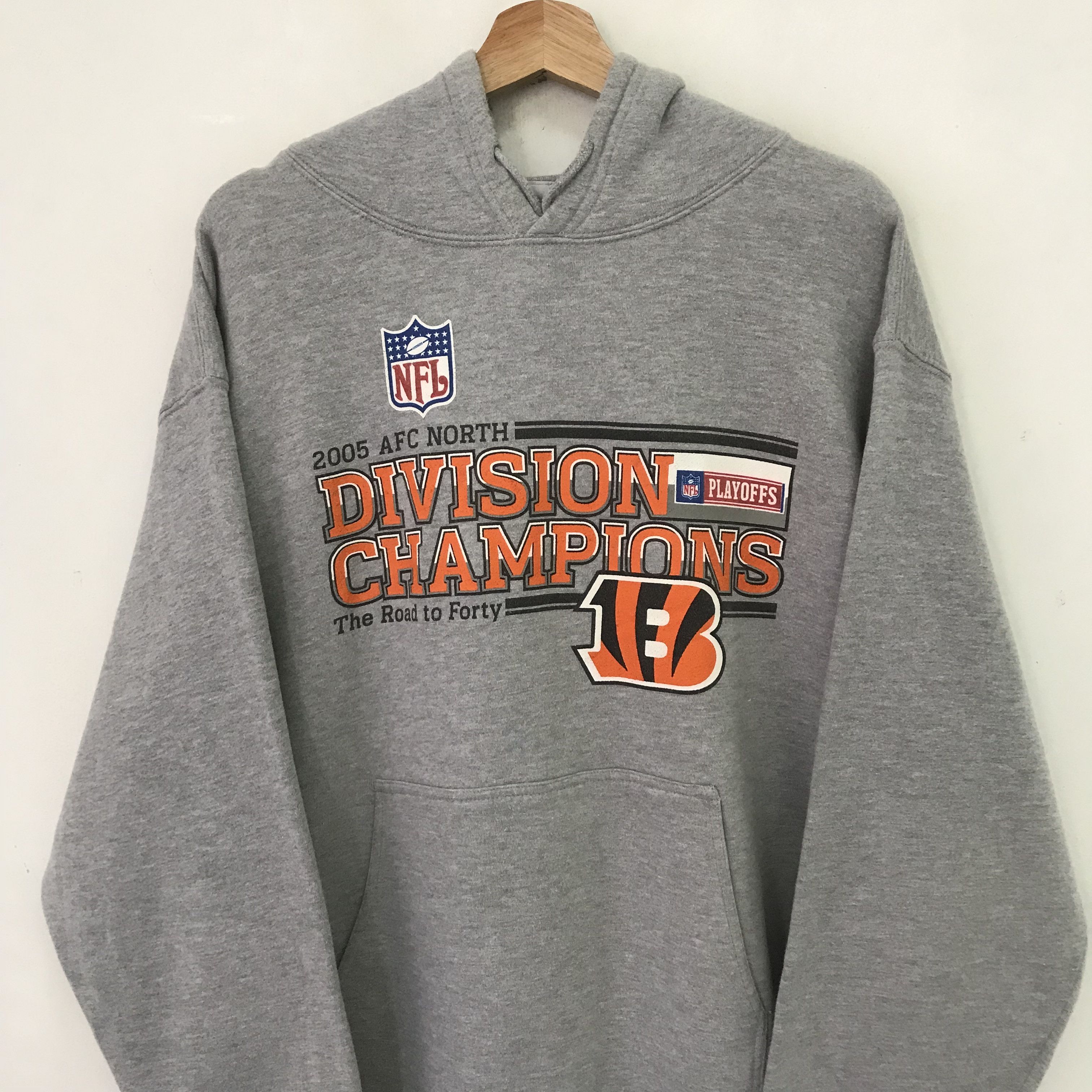 Vintage Vintage Y2K Cincinnati Bengals Sweater - 562 Size US L / EU 52-54 / 3 - 3 Thumbnail