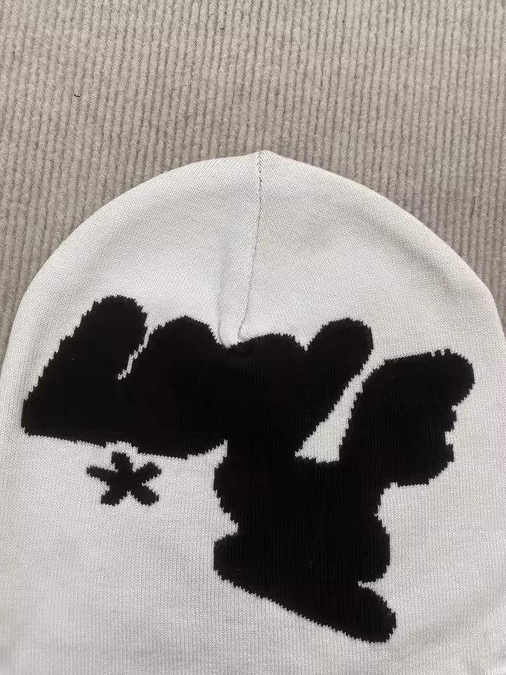 Japanese Brand Cyber Star Graphic Beanie White Knit Size ONE SIZE - 2 Thumbnail
