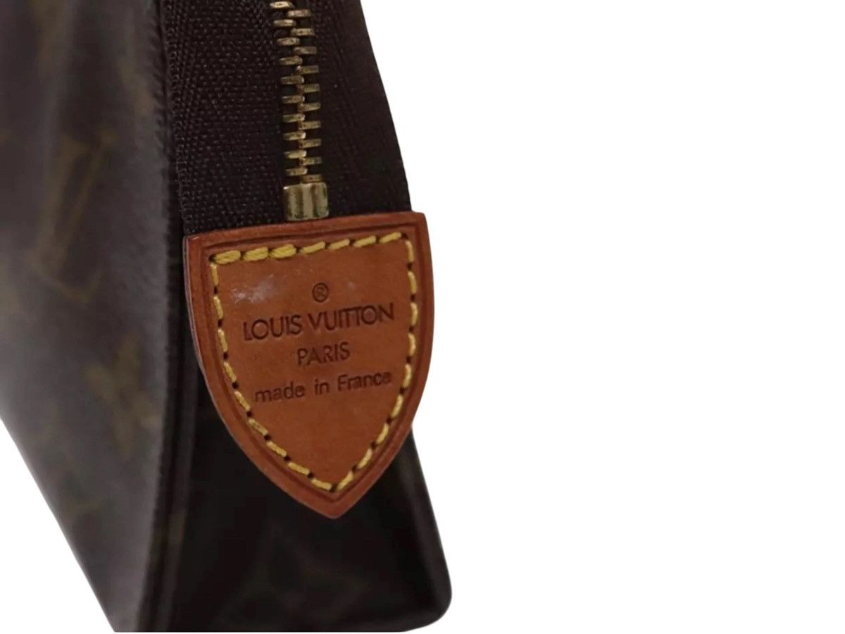 Louis Vuitton LOUIS Vuitton Monogram Pochette Toilettry Canvas Pouch EUC Size ONE SIZE - 12 Thumbnail