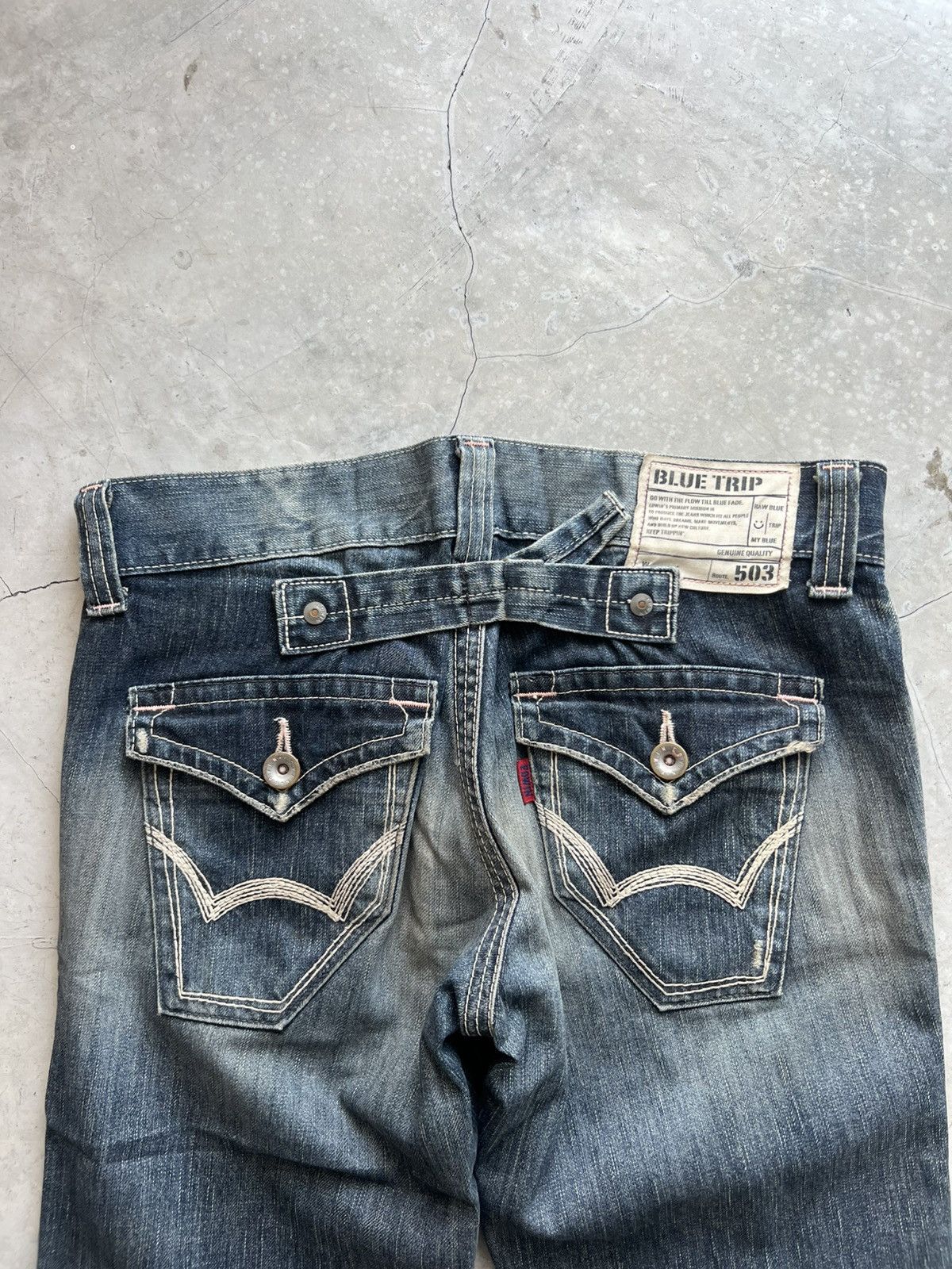 Edwin Edwin Blue Trip Sz.M 33x29.5 Belt Buckle Flare Jeans Size US 33 - 1 Thumbnail