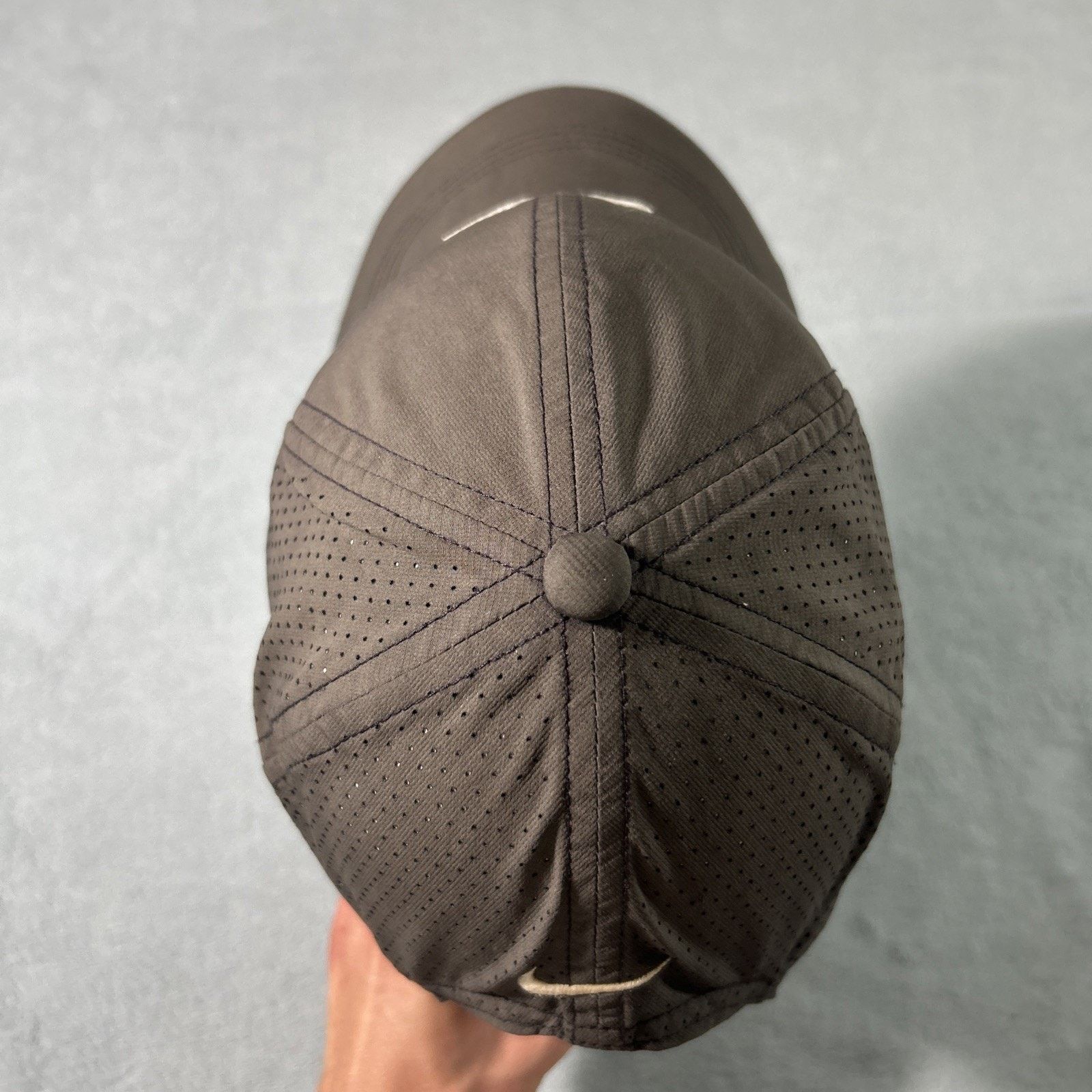 Nike Nike 6 Panel Featherlight Hat Strap Tennis Swoosh Tailwind Size ONE SIZE - 6 Thumbnail