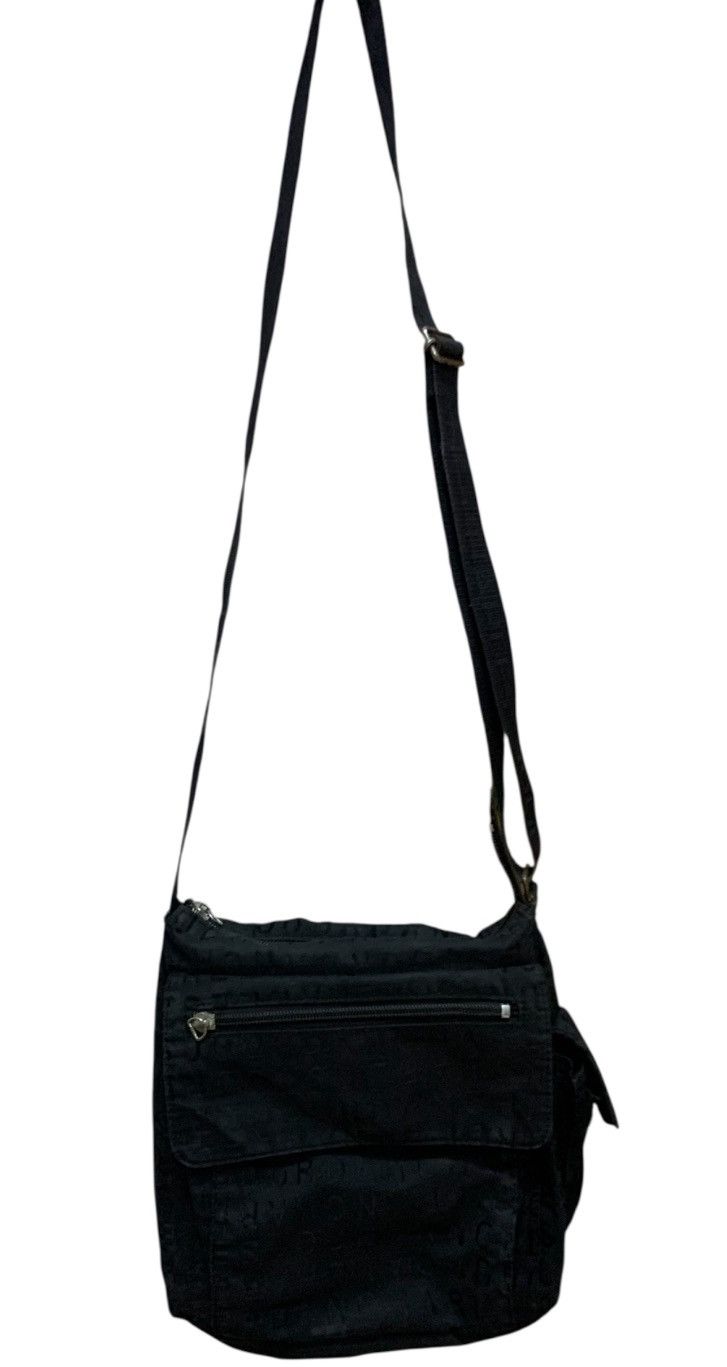 Charles Jourdan Charles Jourdan monogram sling bag Size ONE SIZE - 7 Thumbnail