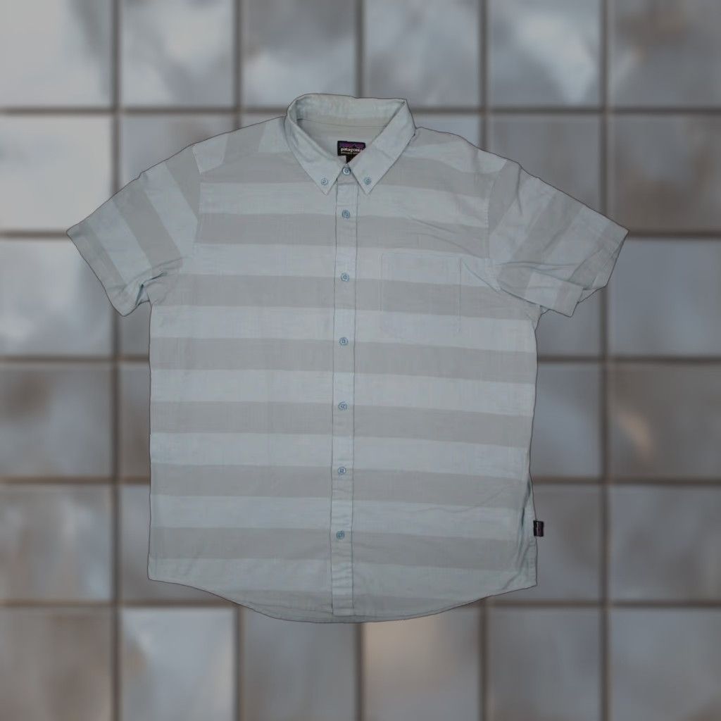 Patagonia Patagonia Shirt Mens Large Blue Bluffside Button Up Organic Cotton Blend Short Sleeve Size US L / EU 52-54 / 3 - 1 Thumbnail