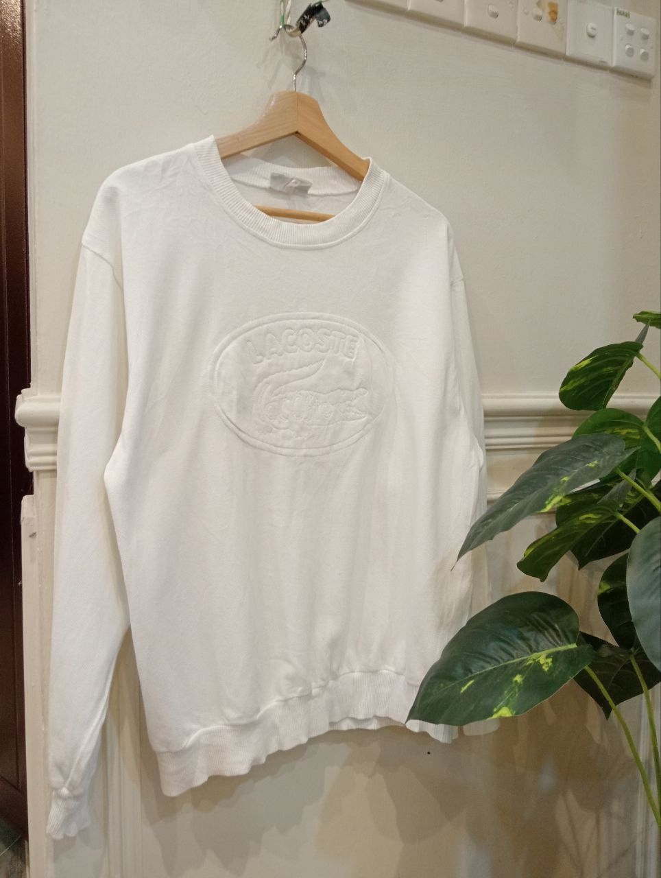 Lacoste LACOSTE BIG LOGO SWEATSHIRT - SIZE 4 WHITE Size US M / EU 48-50 / 2 - 1 Thumbnail