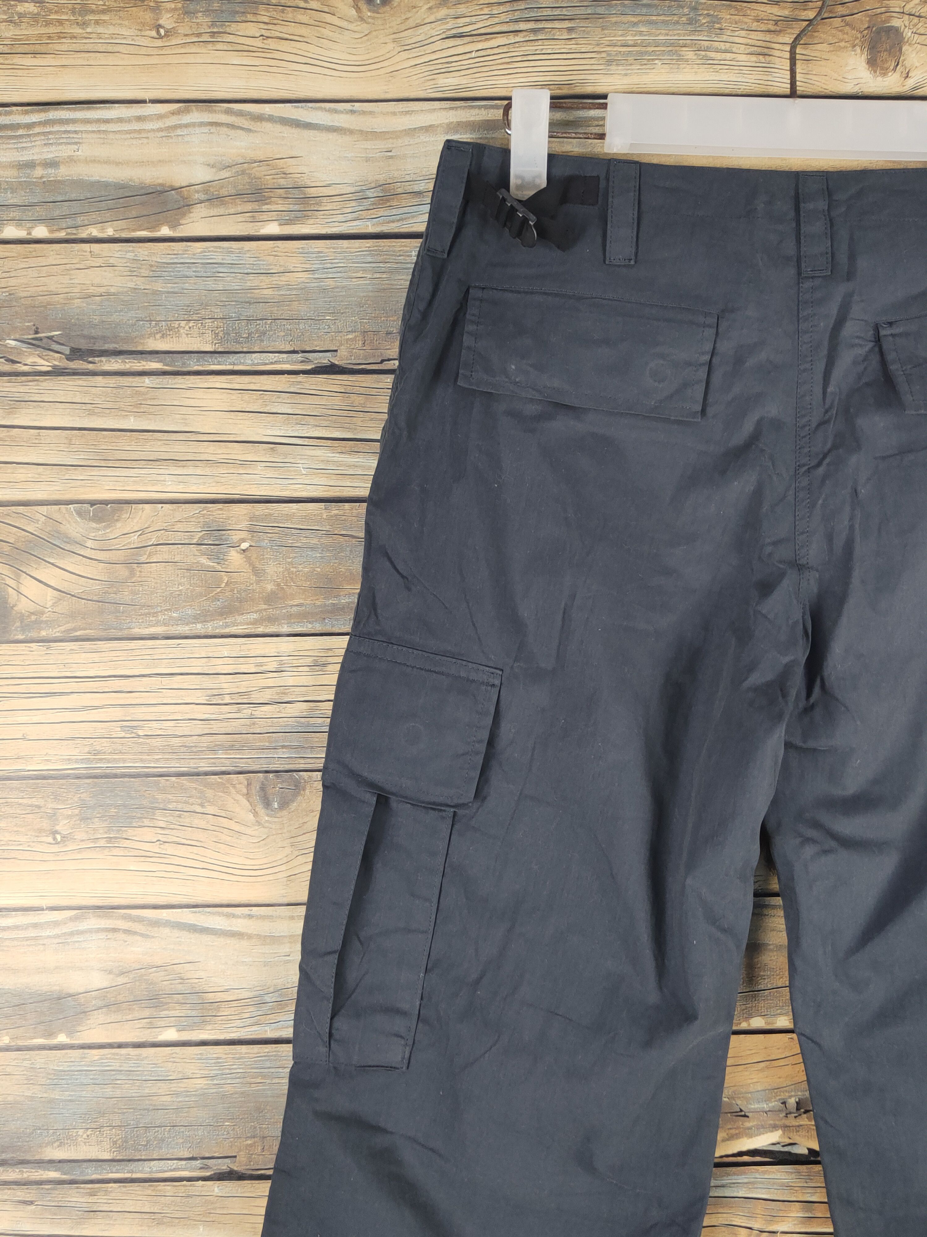 United Arrows DL United Arrows Navy Multipocket Tactical Cargo Pants #1523 Size US 30 / EU 46 - 8 Thumbnail
