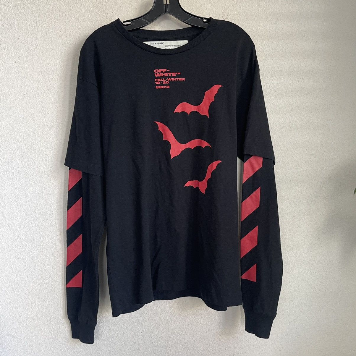 Off-White Off White Fall Winter 19 - 20 Bat Wings Long Sleeve T Shirt Size US XXS / EU 40 - 1 Thumbnail