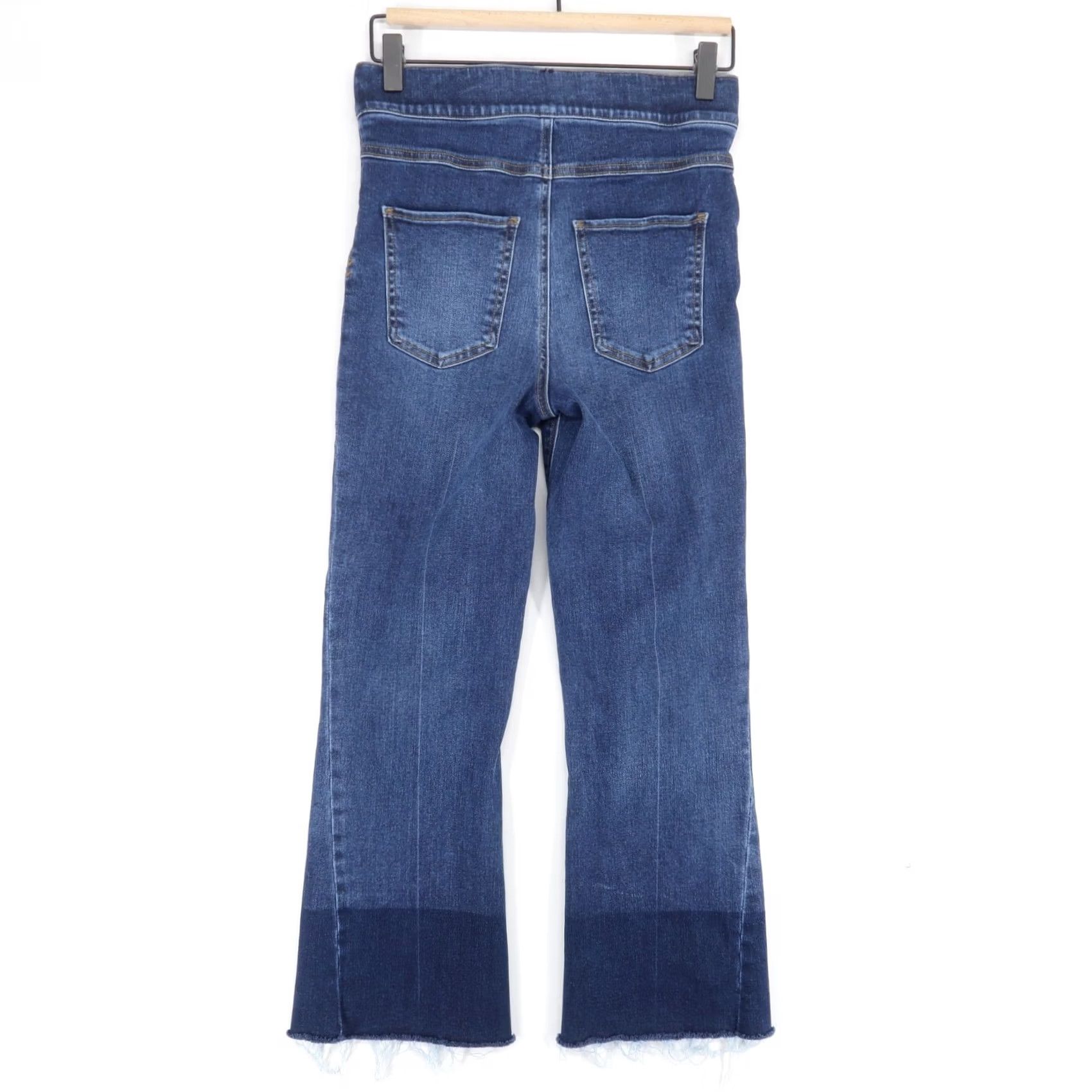 Spanx Spanx Jeans Womens S Blue Cropped Flare High Rise Shaping 5-Pocket Denim Stretch VINTAGE? No (adjust as needed) Size 28" / US 6 / IT 42 - 3 Thumbnail