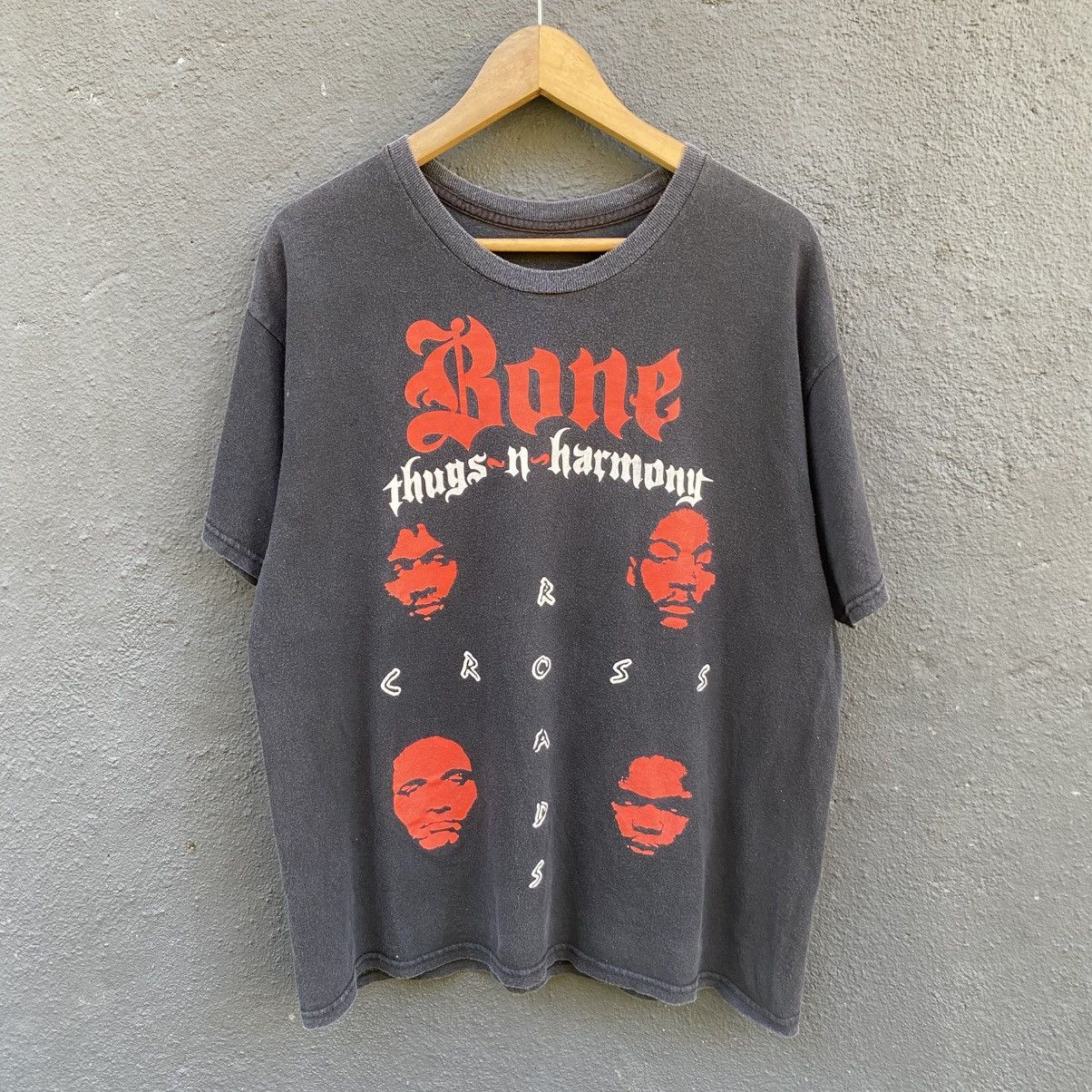 Rap Tees Thrashed Faded Bone Thugs-N-Harmony American Hip Hop Tshirt Size US L / EU 52-54 / 3 - 1 Thumbnail