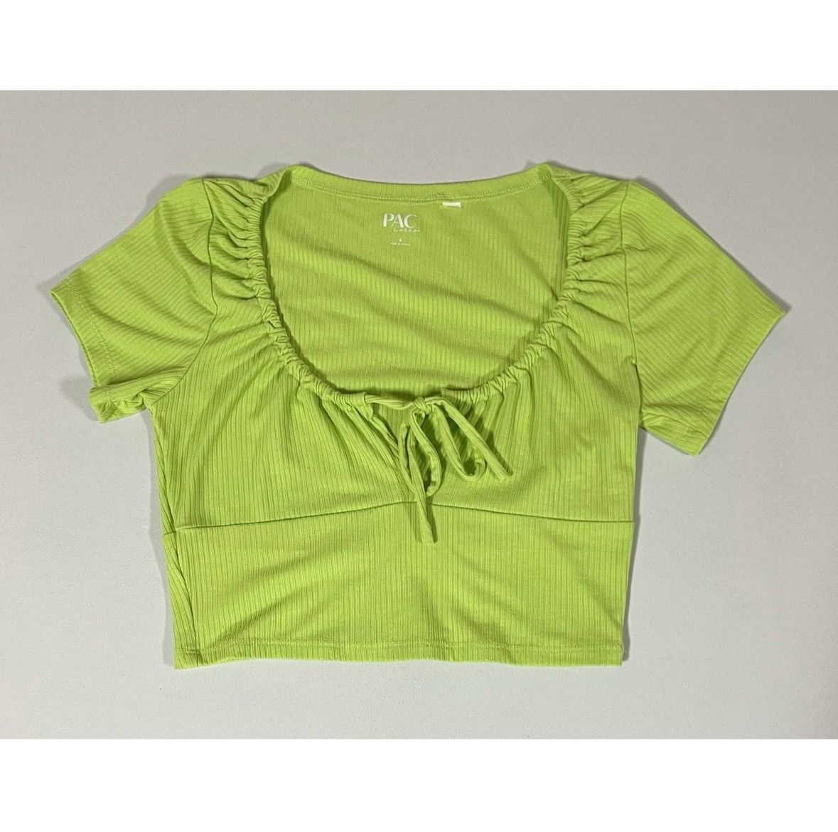 Pacsun PacSun Lime Green Solid Shirt Crop Top Blouse Tee Size S 💚✨ Size S / US 4 / IT 40 - 1 Thumbnail