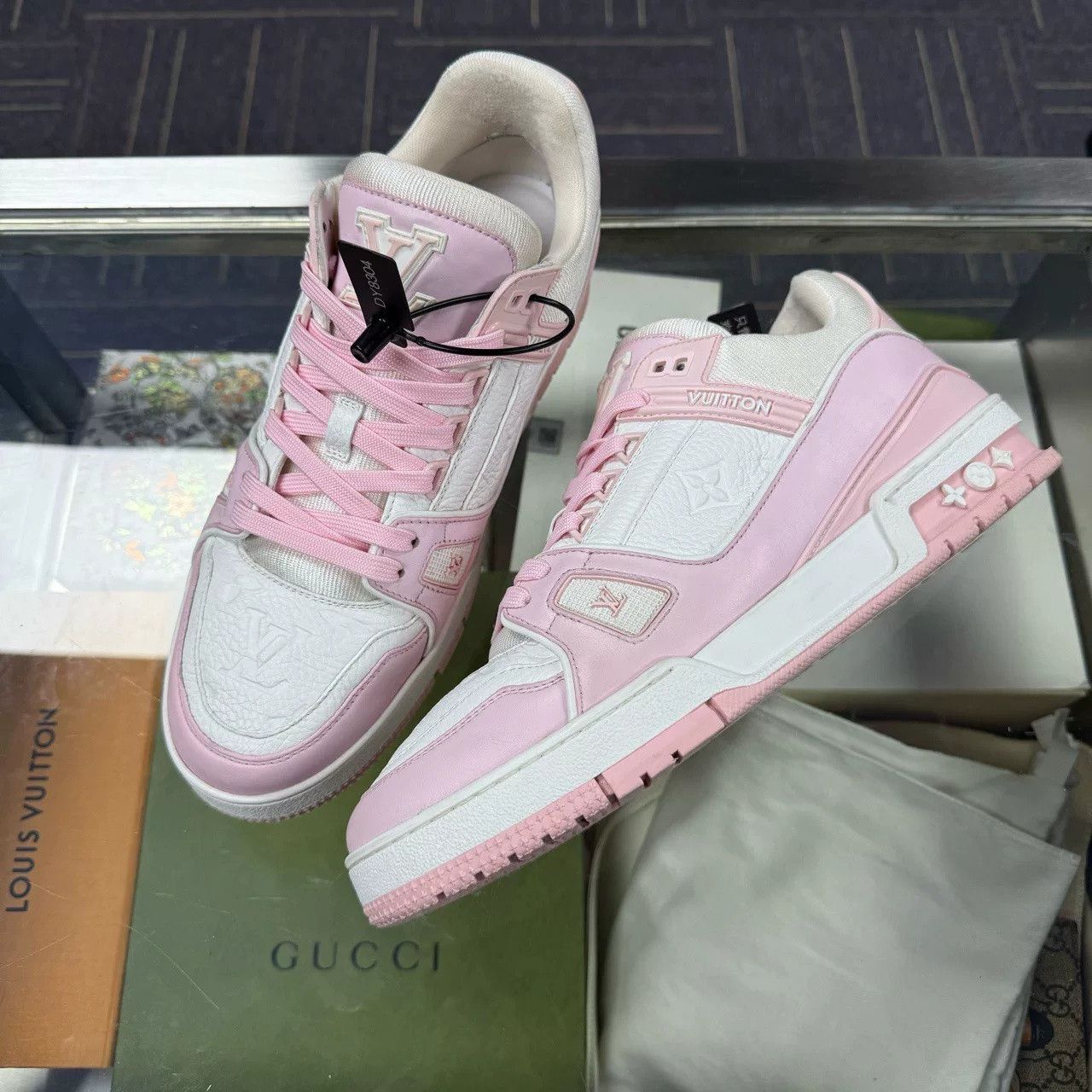Louis Vuitton LV Trainer Pink White Print Sneakers Size US 8.5 / EU 41-42 - 2 Thumbnail