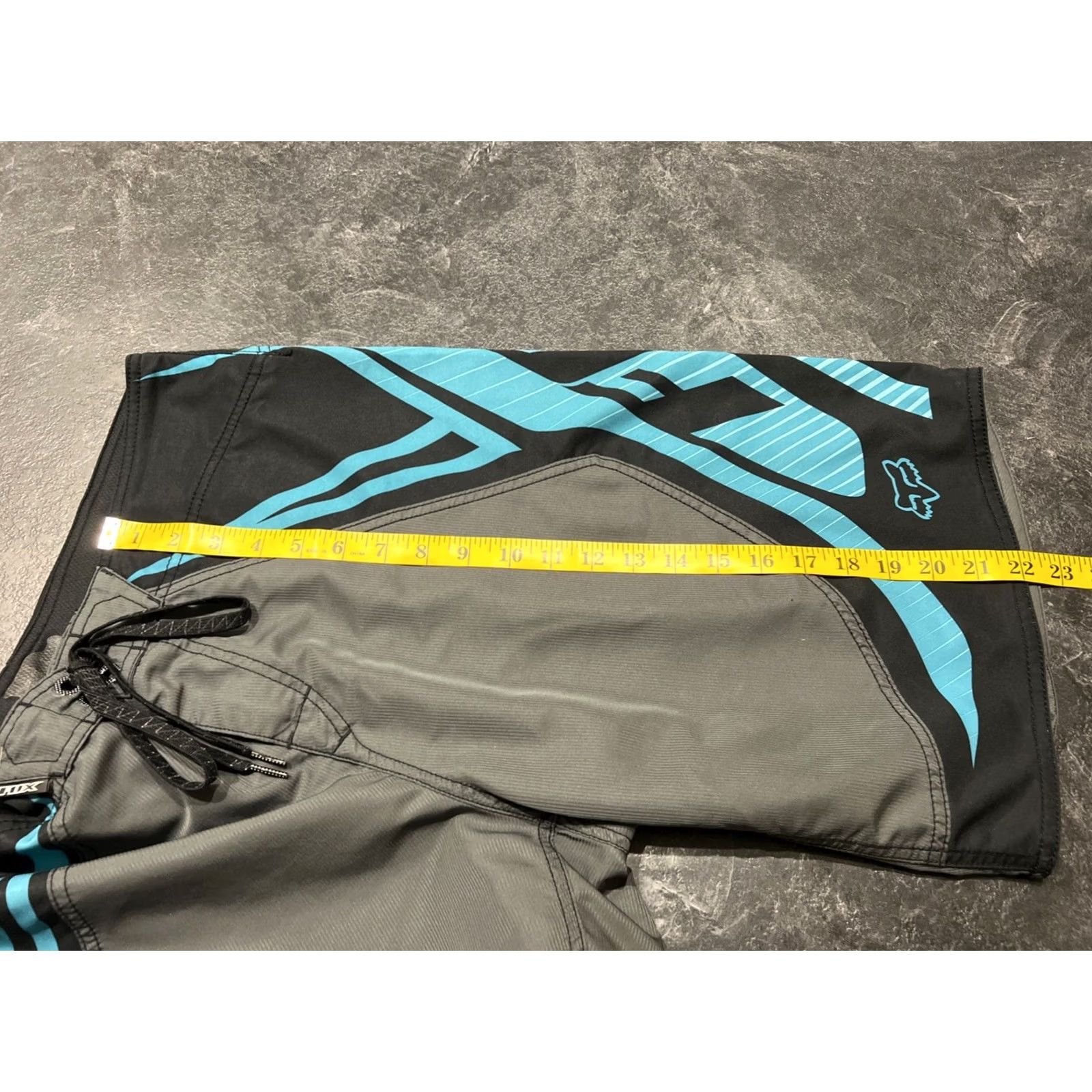 Fox Racing Fox Racing Board Shorts Mens 36 Multicolor Striped Quick Dry Lightweight Back Pocket Drawstring Surf Trunks Size US 36 / EU 52 - 5 Thumbnail