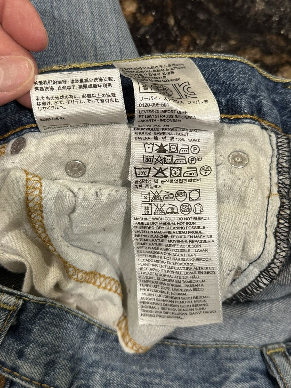 Levi's Vintage Clothing Levi’s Vintage 569 Blue Denim Thrashed Distressed Pants Size US 34 / EU 50 - 14 Thumbnail