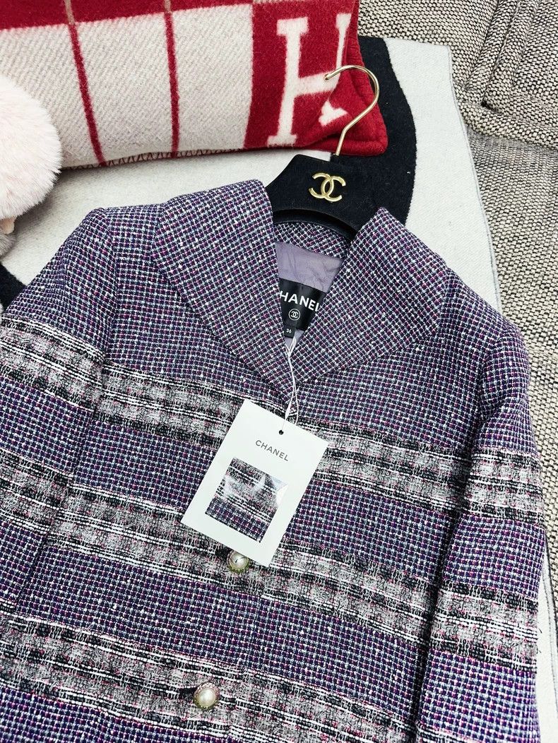 Chanel Chanel 17P purple lapel striped tweed coat Size XS / US 0-2 / IT 36-38 - 2 Thumbnail