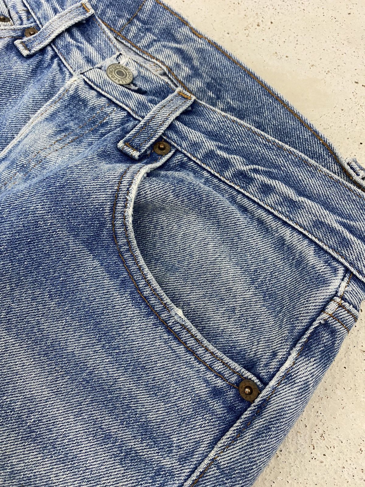Japanese Brand × Levi's × Vintage Vintage 80s Levis 501 Denim Button Fly 546 Light Blue Size US 30 / EU 46 - 8 Thumbnail
