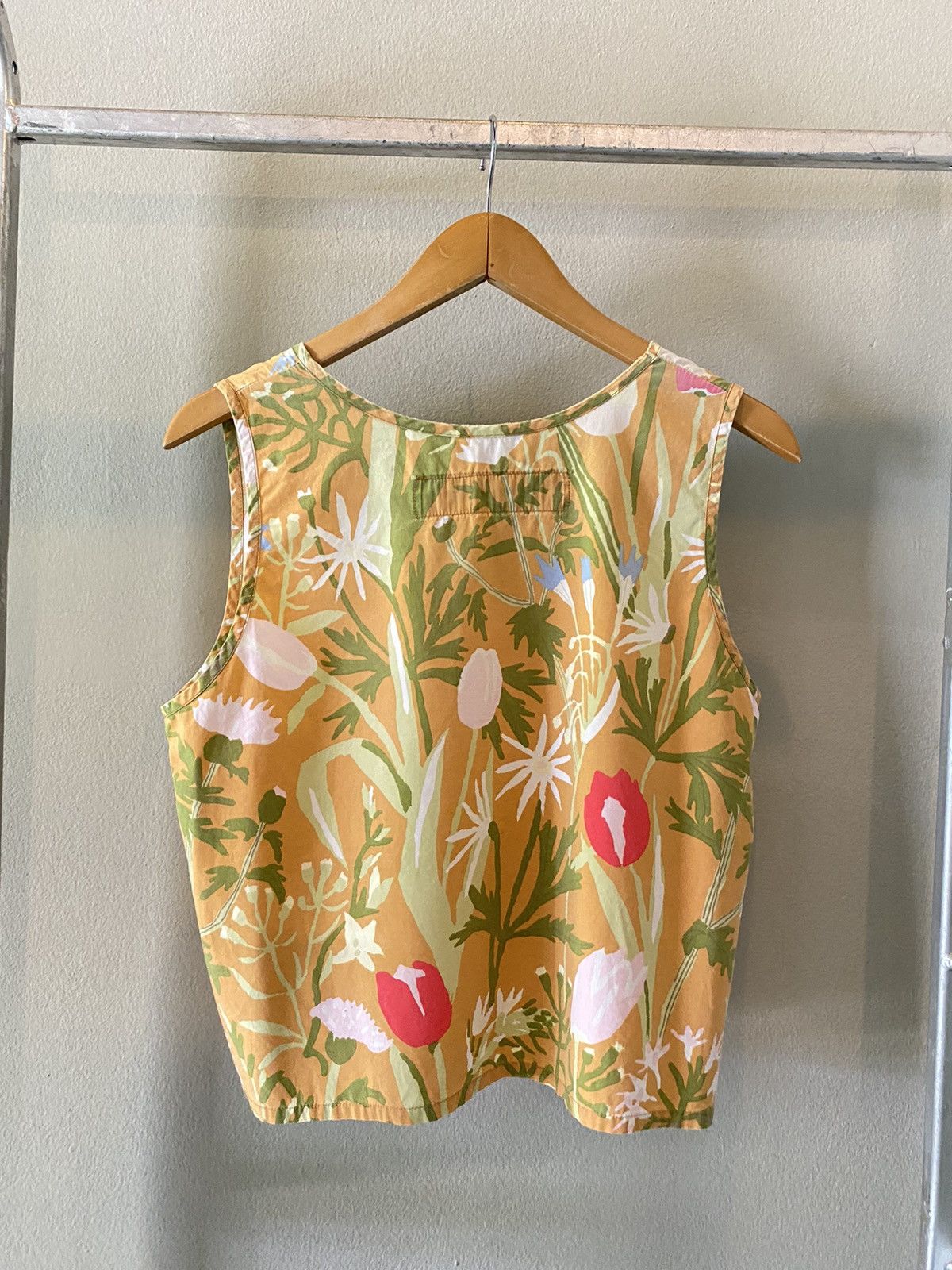 Designer × Japanese Brand Hobgoblin Kosue Naito Floral Sleeveless Top Size L / US 10 / IT 46 - 2 Thumbnail