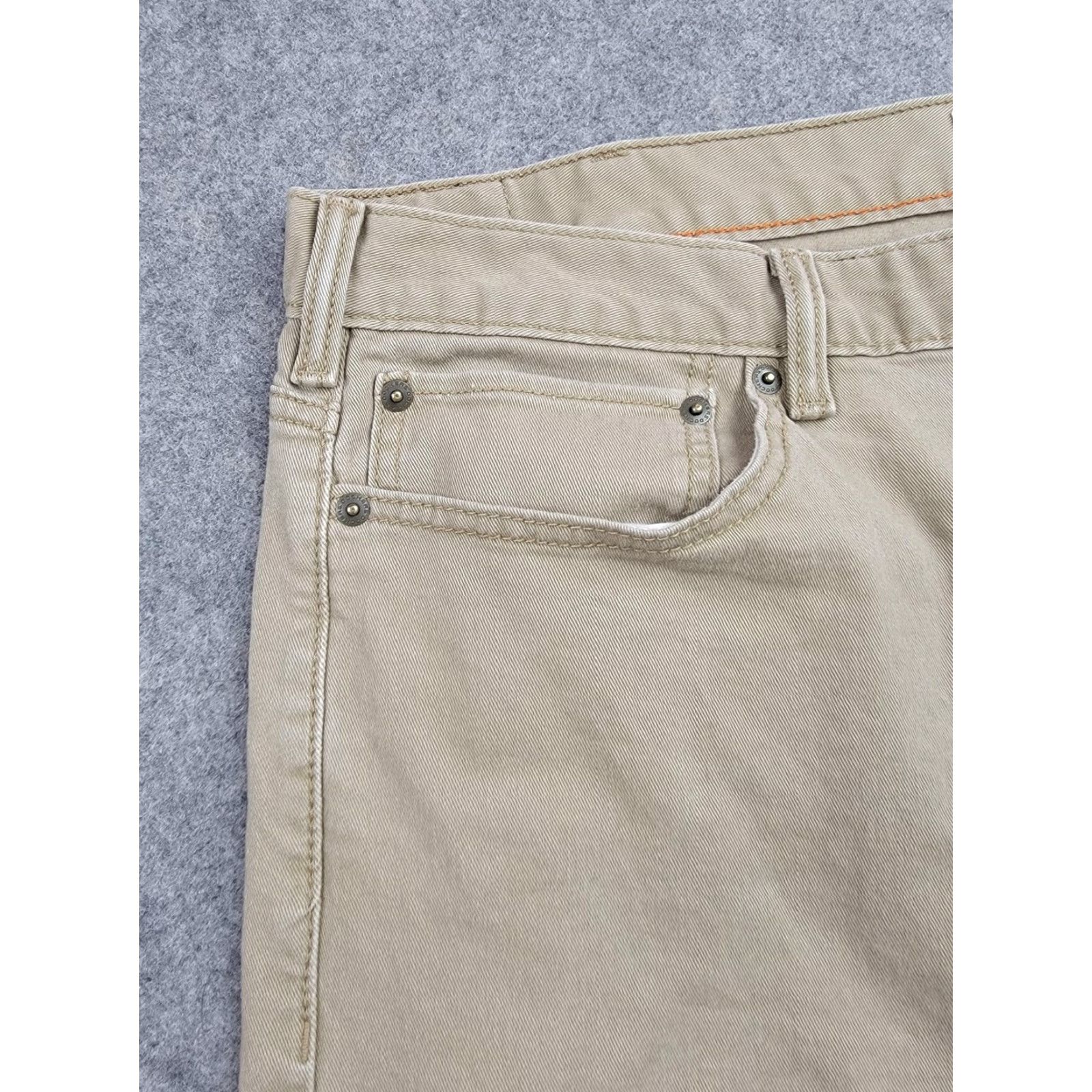Dockers Dockers Jeans Mens 38x34 Khaki Tan Straight Fit 5-Pocket Jeans Men Inseam 31 Regular Stretch Pockets Size US 38 / EU 54 - 2 Thumbnail