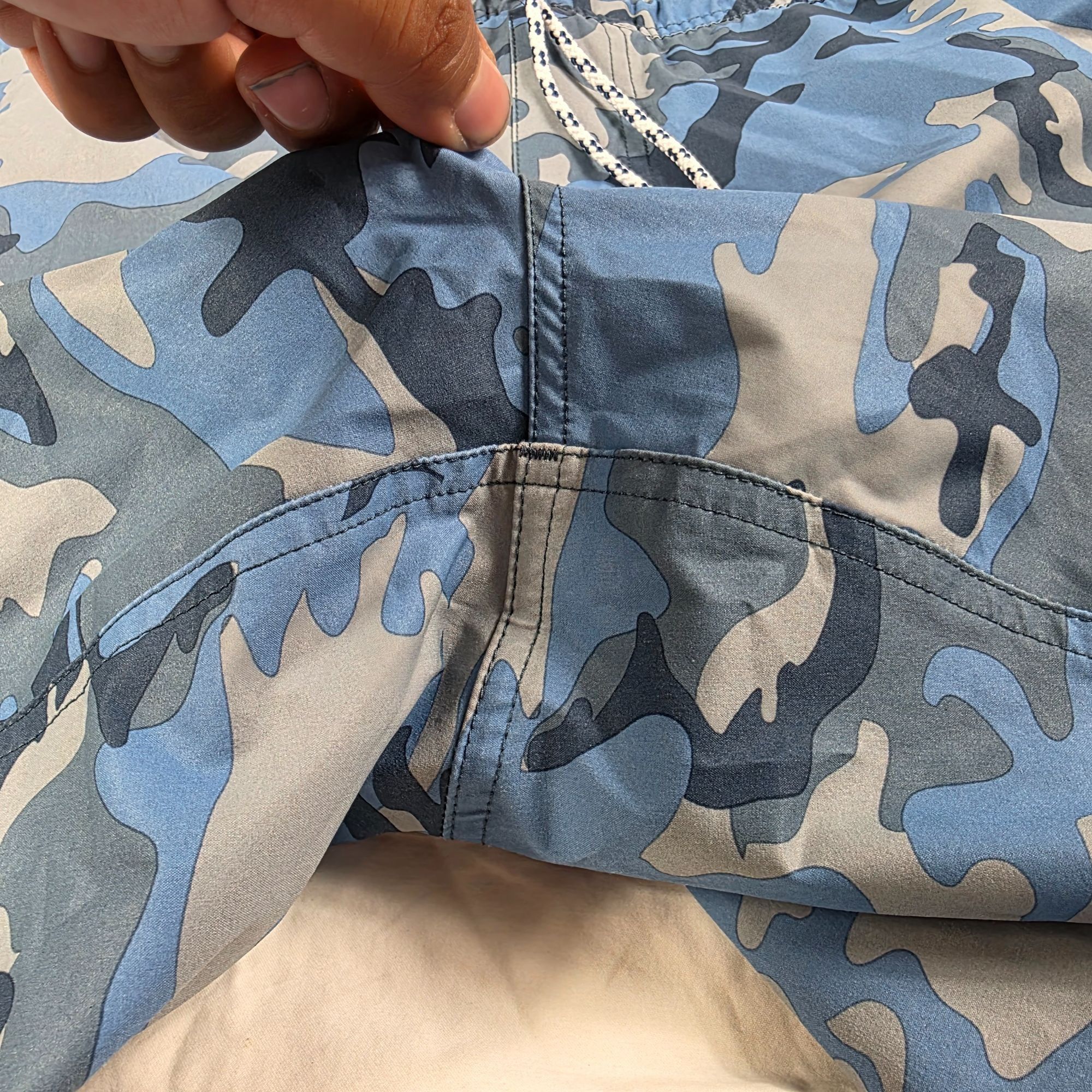 L.L. Bean L.L. Bean Vacationland Swim Trunks Mens 2XL Blue Camo Shorts Size US 40 / EU 56 - 7 Thumbnail