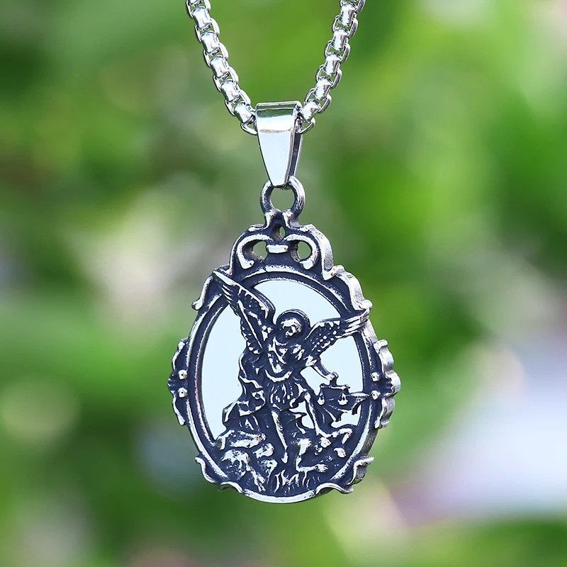 Japanese Brand × Jewelry Mirror With Angle Pendant Necklace 2025 Size ONE SIZE - 1 Thumbnail