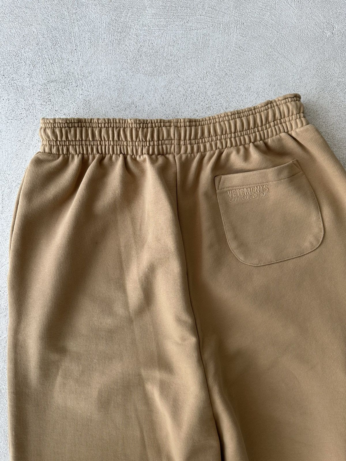 Vetements Vetements Anarchy wide leg sweatpants *RARE* Size US 34 / EU 50 - 4 Thumbnail