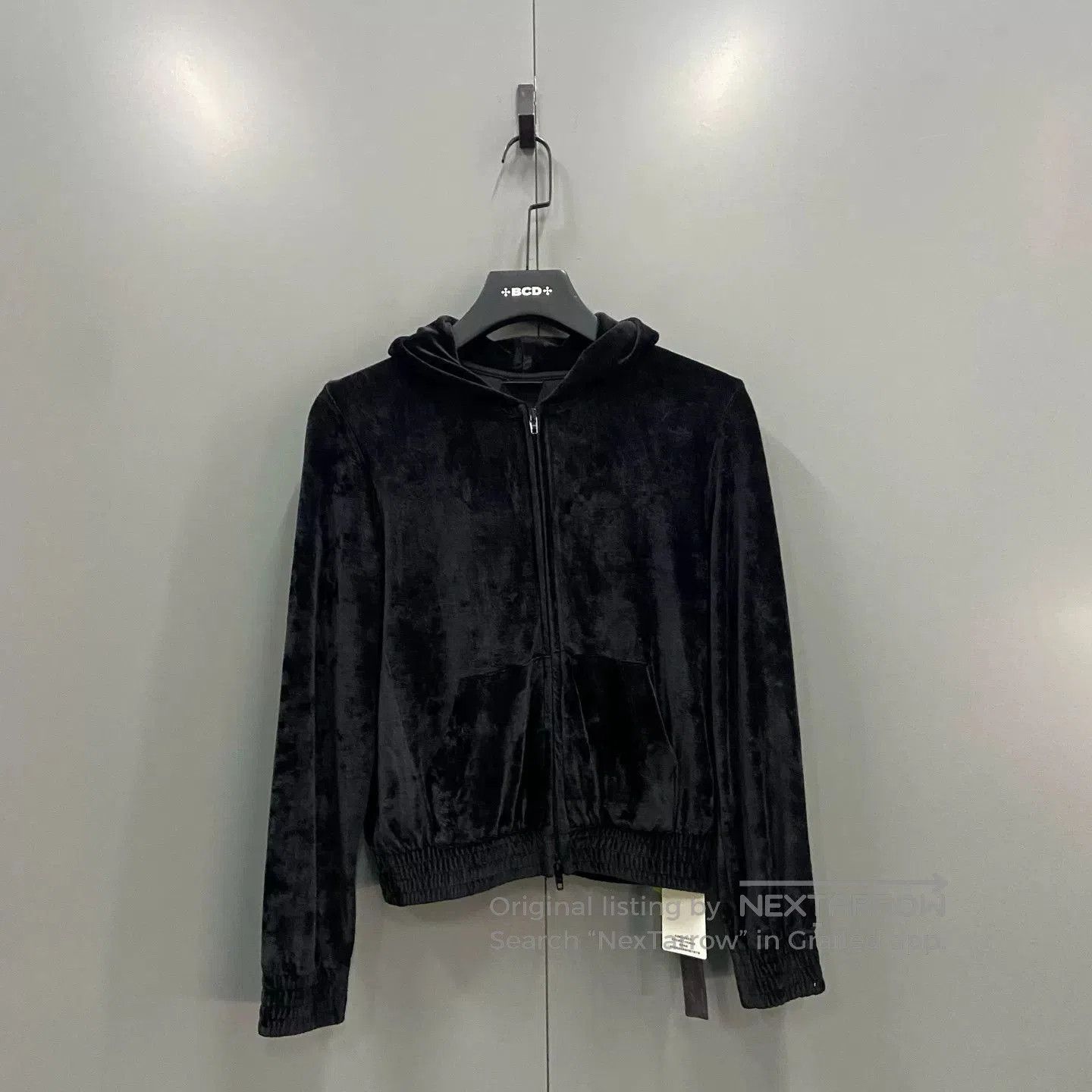 Balenciaga Balenciaga Back Crystal Velvet Coat. Size XS / US 0-2 / IT 36-38 - 1 Thumbnail
