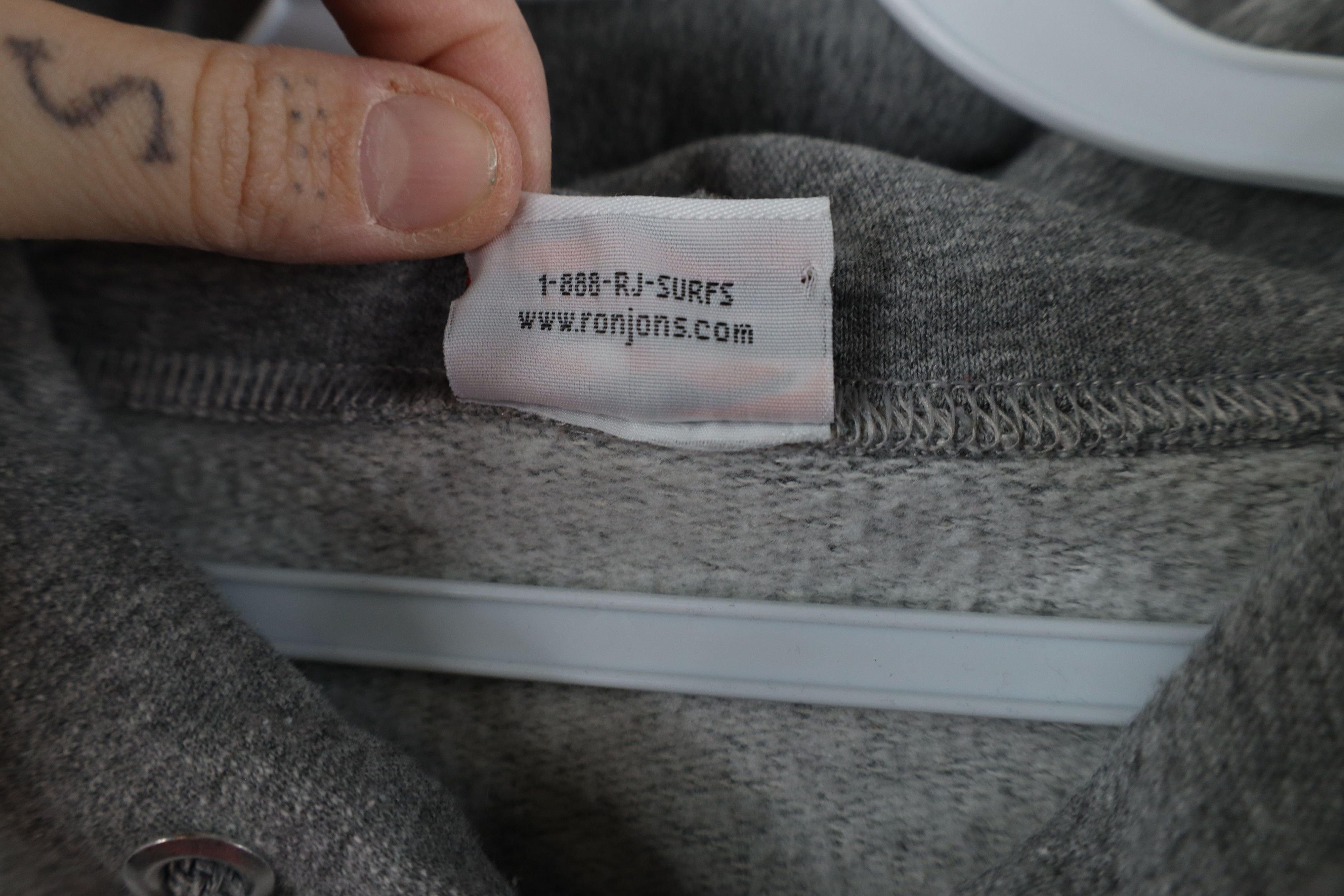 Vintage Vintage Ron Jon Surf Shop Surfing Hoodie Sweatshirt Gray Size US M / EU 48-50 / 2 - 8 Thumbnail