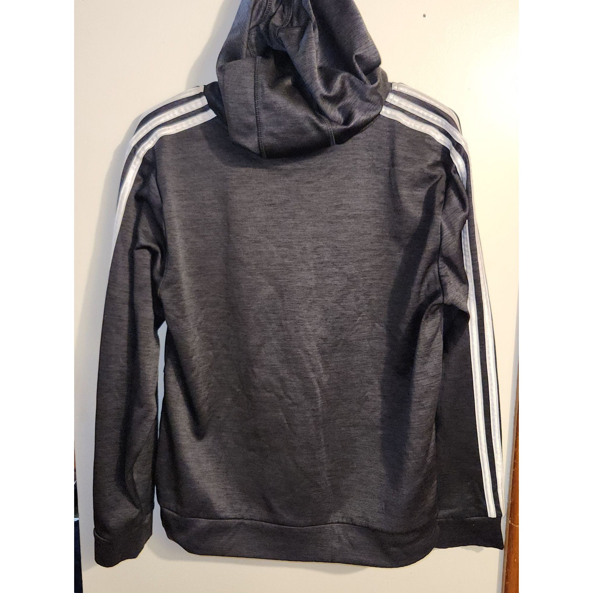 Adidas Adidas Pullover Hoodie Boys XL Women's S (18-20) Black Fade Size S / US 4 / IT 40 - 2 Thumbnail