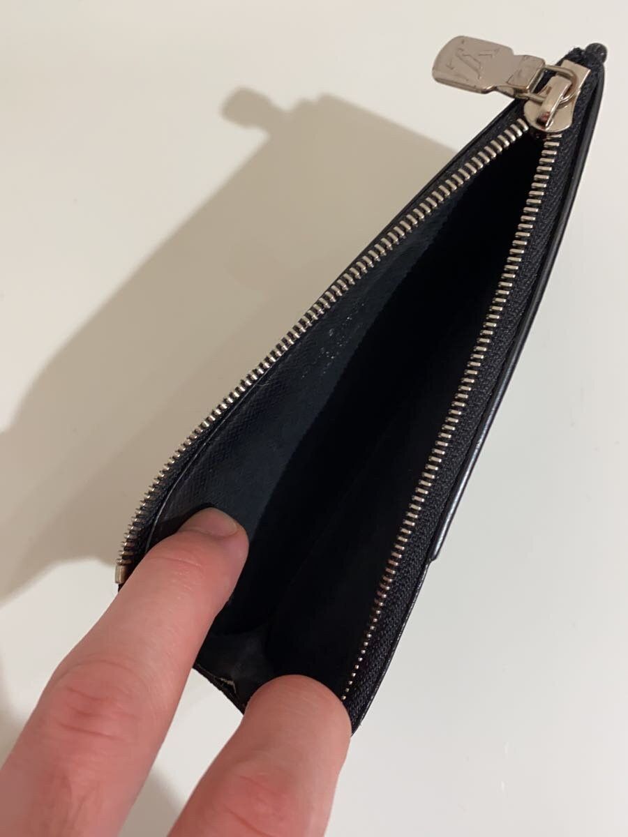 Louis Vuitton Louis Vuitton Taiga Coin Card Holder Cowhide Black Size ONE SIZE - 5 Thumbnail
