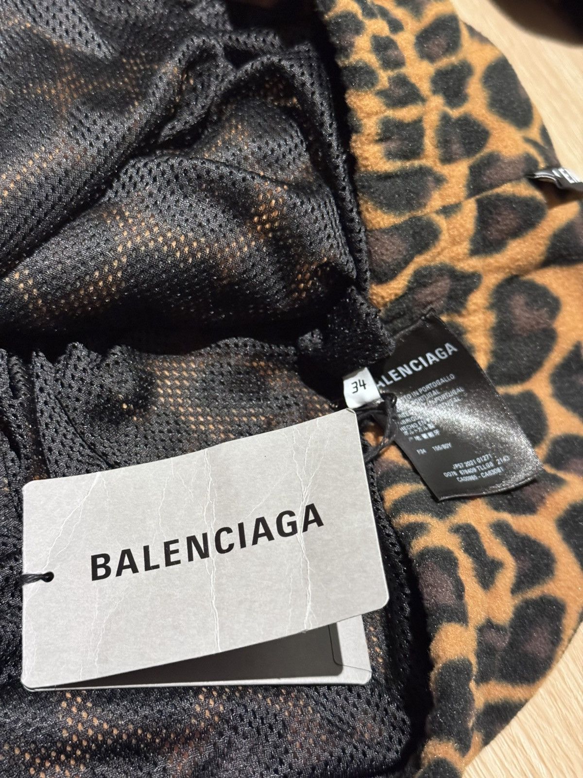 Balenciaga Balenciaga Leopard Fleece Zip Up Jacket Size US S / EU 44-46 / 1 - 5 Thumbnail