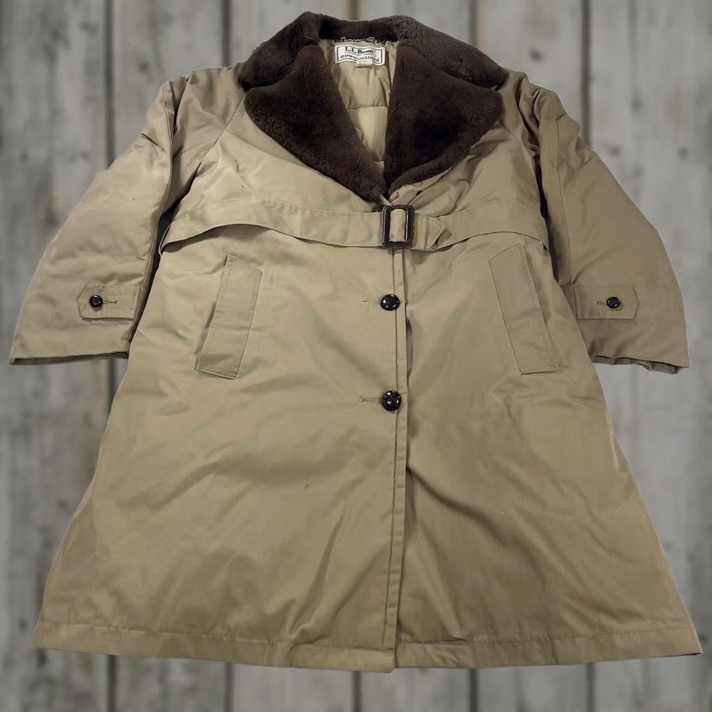Vintage VINTAGE L.L. Bean Down Mainer Jacket Parka Belted 18 Beige Womens 80s USA Size XXL / US 16-18 / IT 52-54 - 1 Thumbnail