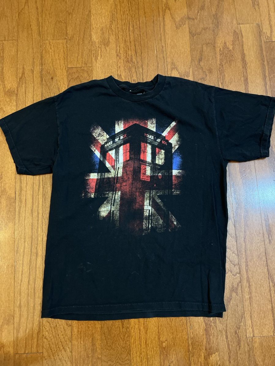 Vintage Authentic Dr. Who Union Jack Tardis t-shirt Size US L / EU 52-54 / 3 - 1 Thumbnail