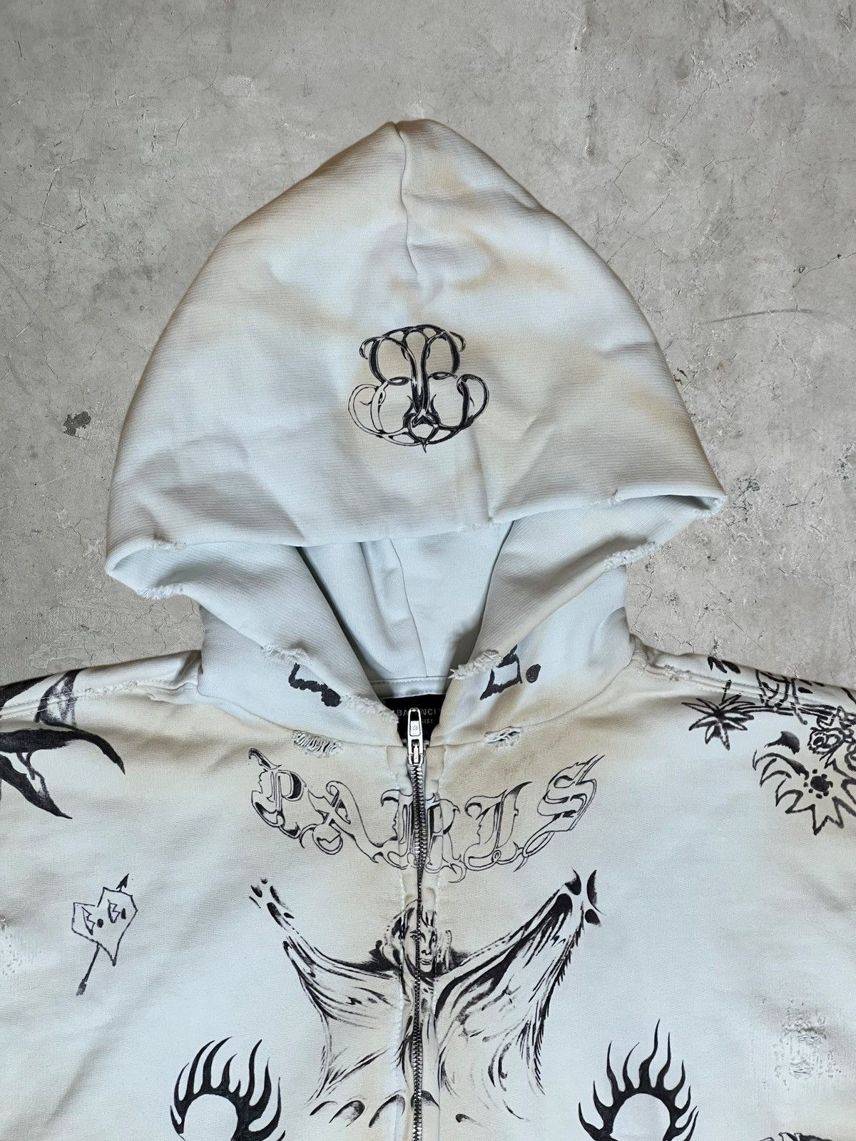 Balenciaga Balenciaga Tattoo Zip-up Hoodie Size US L / EU 52-54 / 3 - 5 Thumbnail