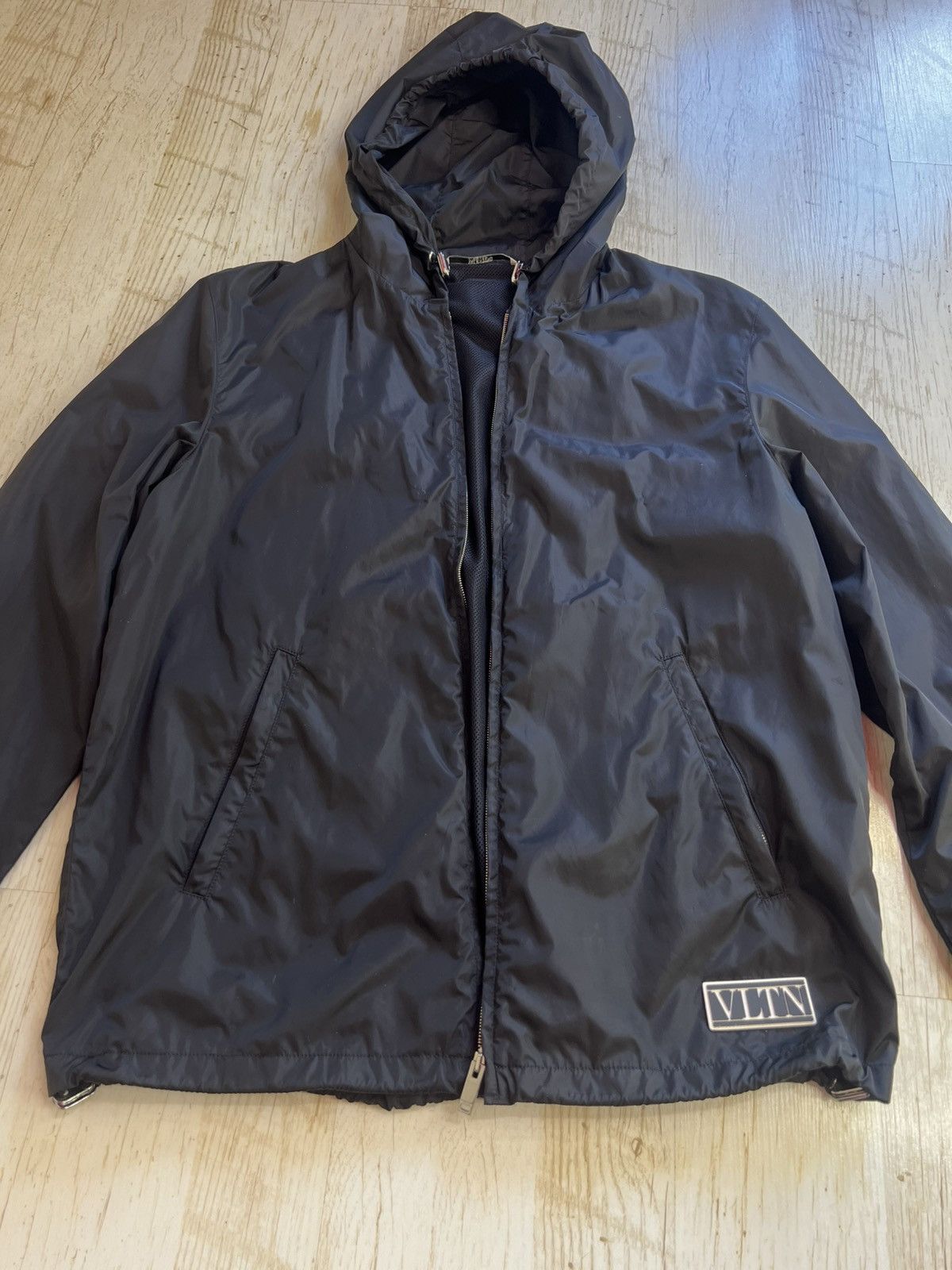 Valentino Valentino Black Nylon Windbreaker Jacket Size US S / EU 44-46 / 1 - 6 Thumbnail
