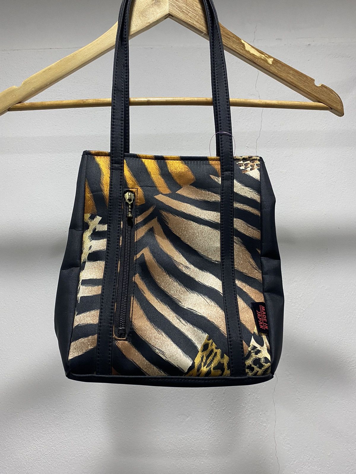 Hysteric Glamour × Japanese Brand × Le Grande Bleu (L.G.B.) Sick☠️ Hasi Hato Japan Malock Leopard Bags Punk Grunge Lgb Size ONE SIZE - 2 Thumbnail